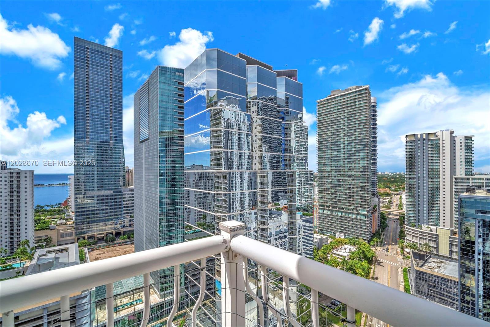 1200 Brickell Bay Dr #3123, Miami FL 33131