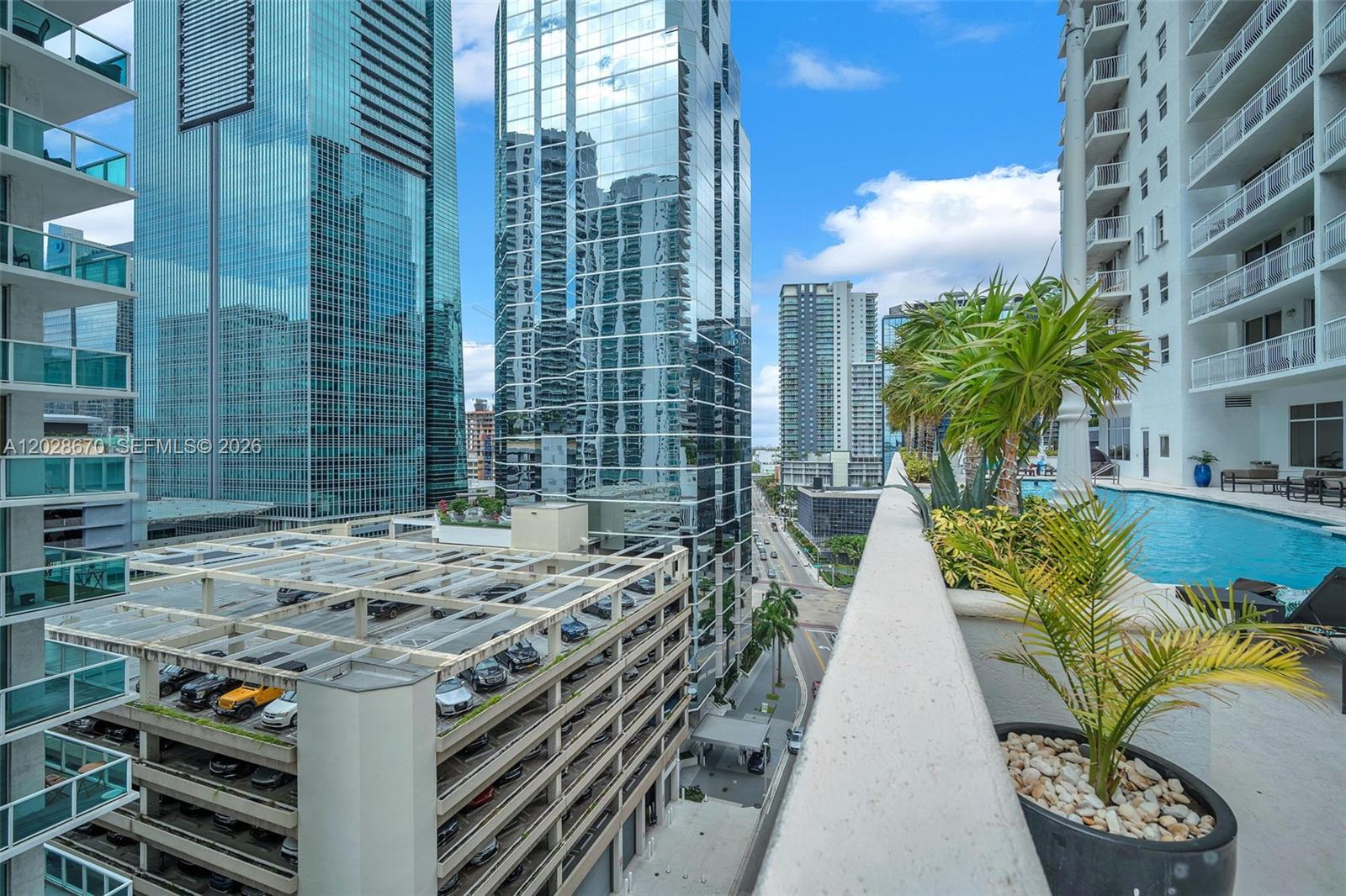 1200 Brickell Bay Dr #3123, Miami FL 33131