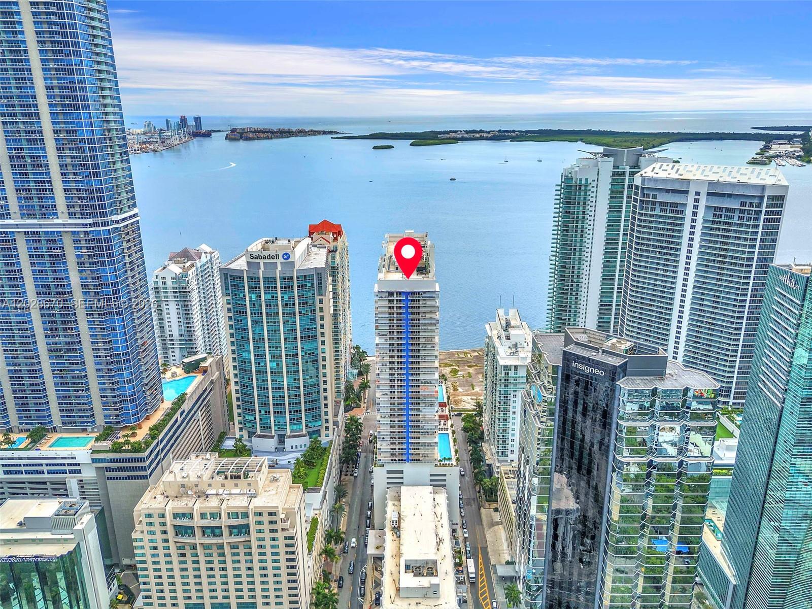 1200 Brickell Bay Dr #3123, Miami FL 33131