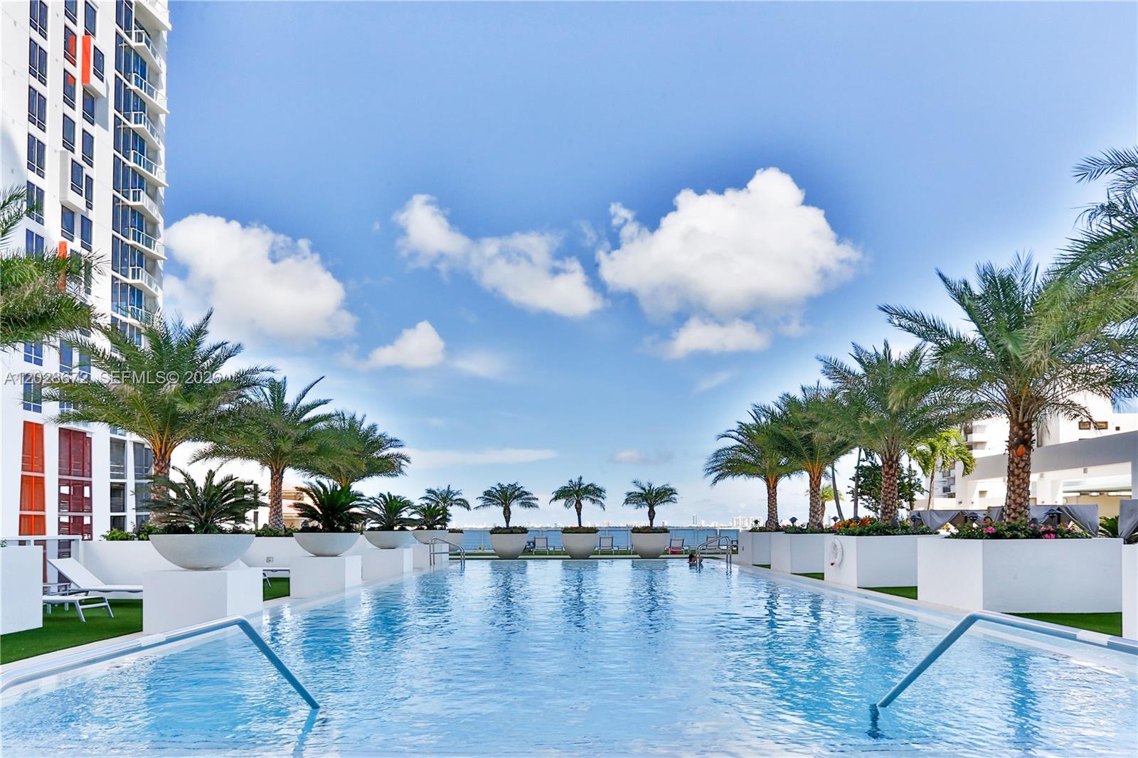 600 NE 27th St #1504, Miami FL 33137