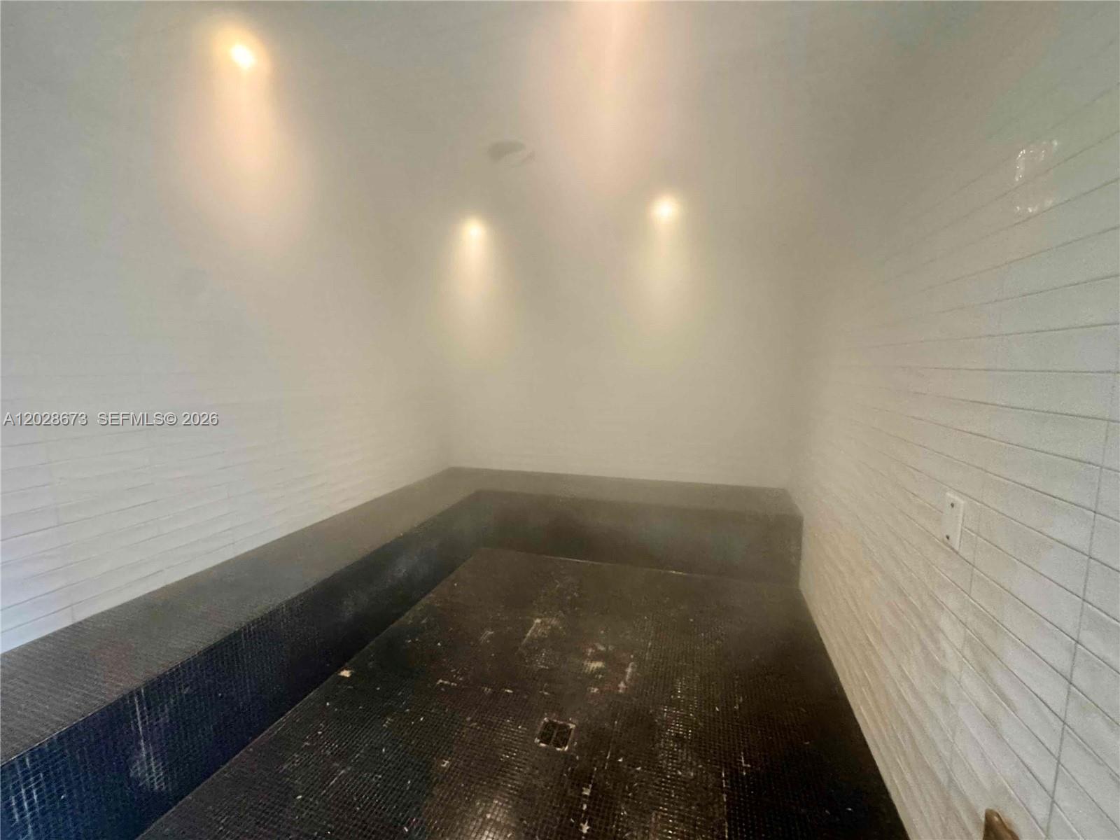 55 SW 9th St #3201, Miami FL 33130
