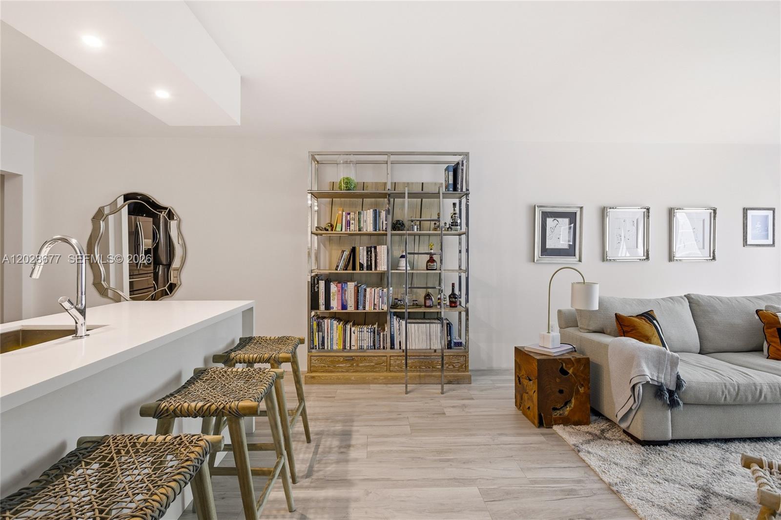 31 SE 5th St #2410, Miami FL 33131