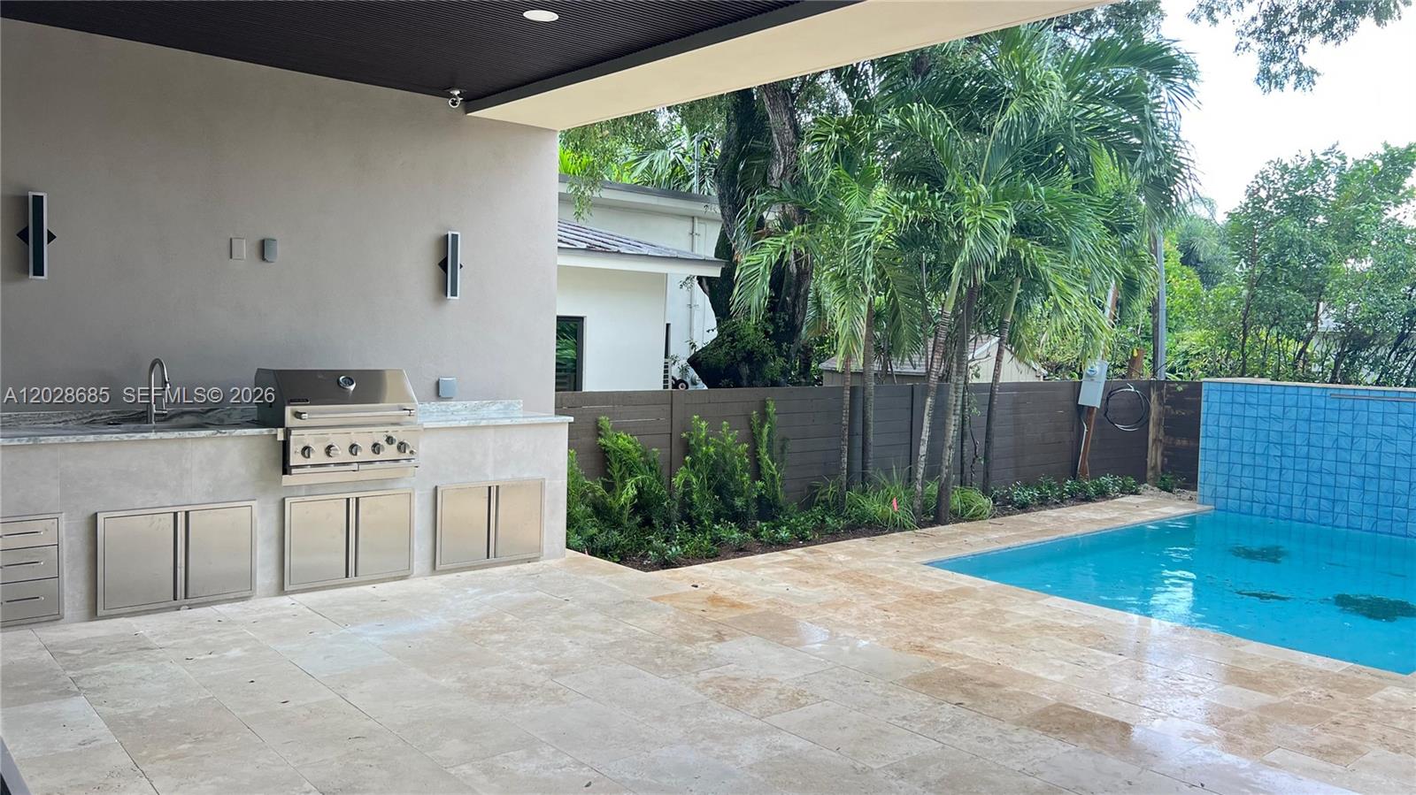 1700 NE 18th St, Fort Lauderdale FL 33305