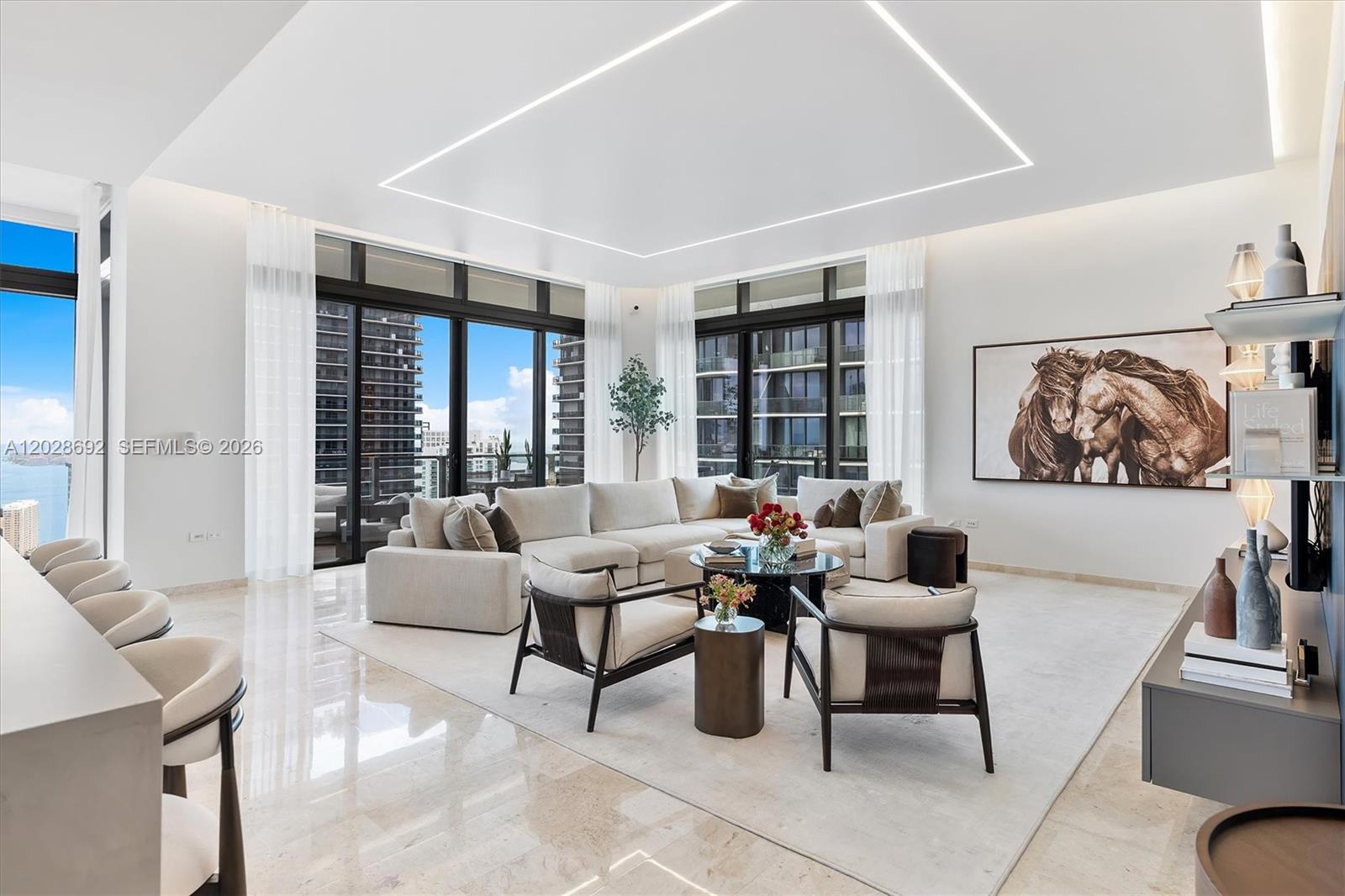 88 SW 7th St #4001, Miami FL 33130