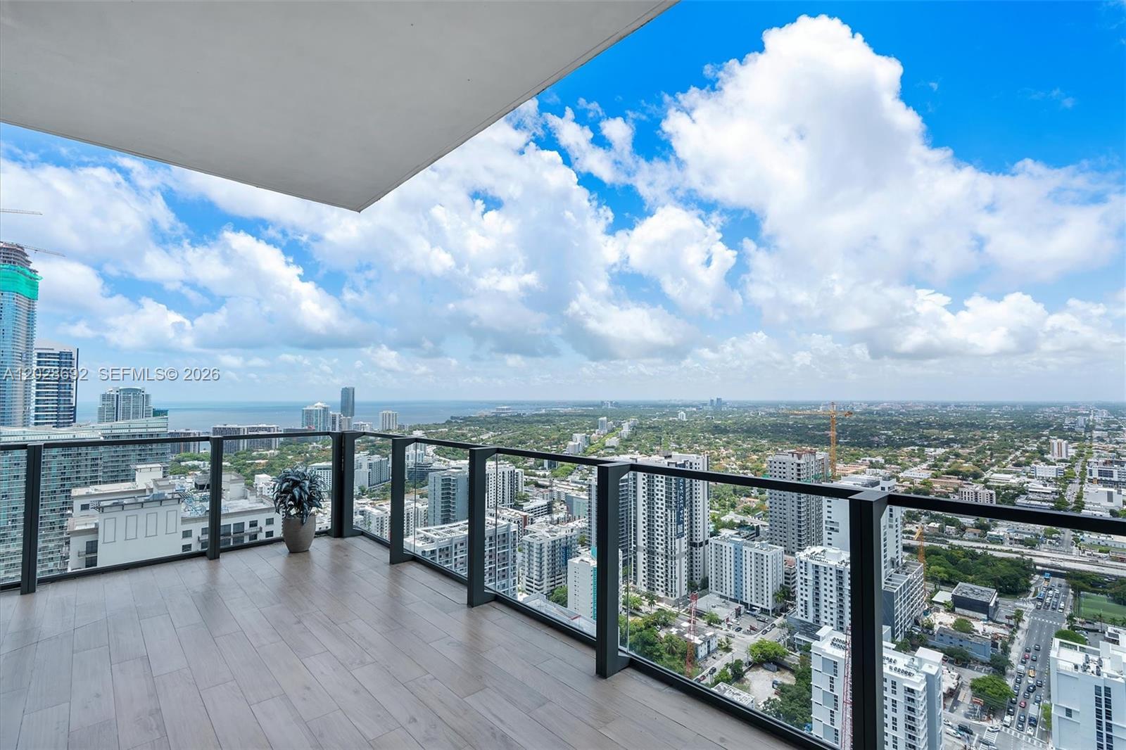 88 SW 7th St #4001, Miami FL 33130