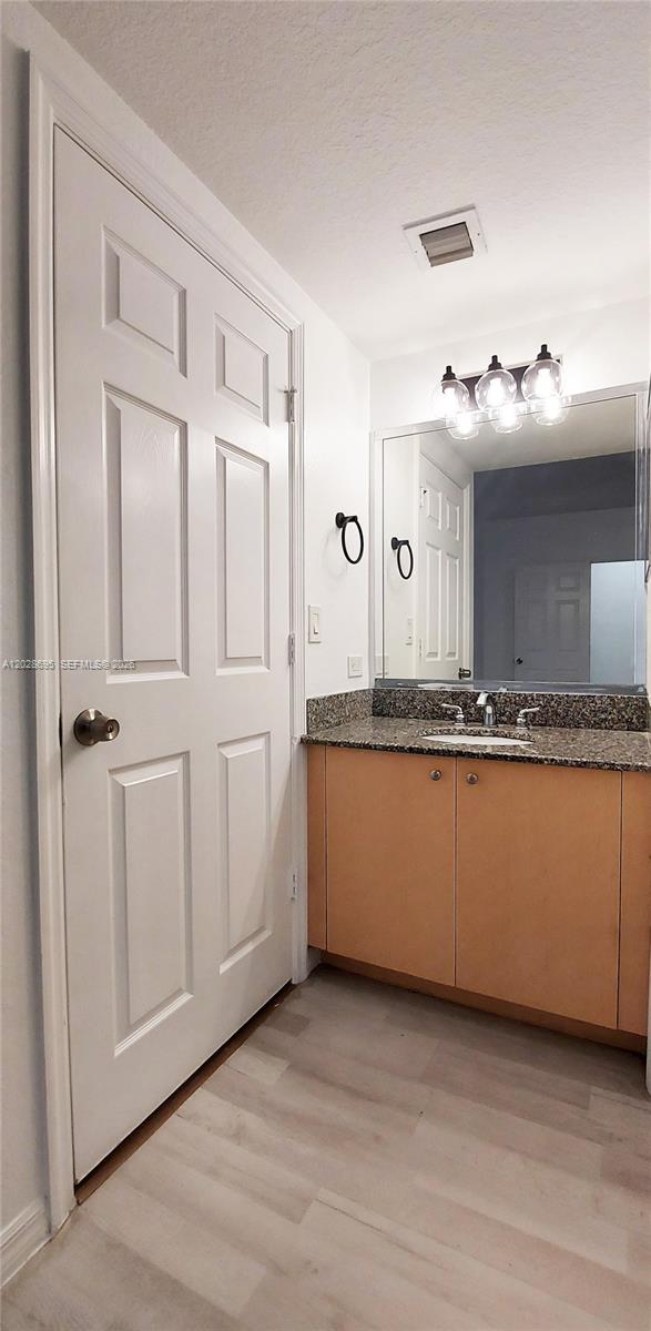 2501 Centergate Dr #203, Miramar FL 33025