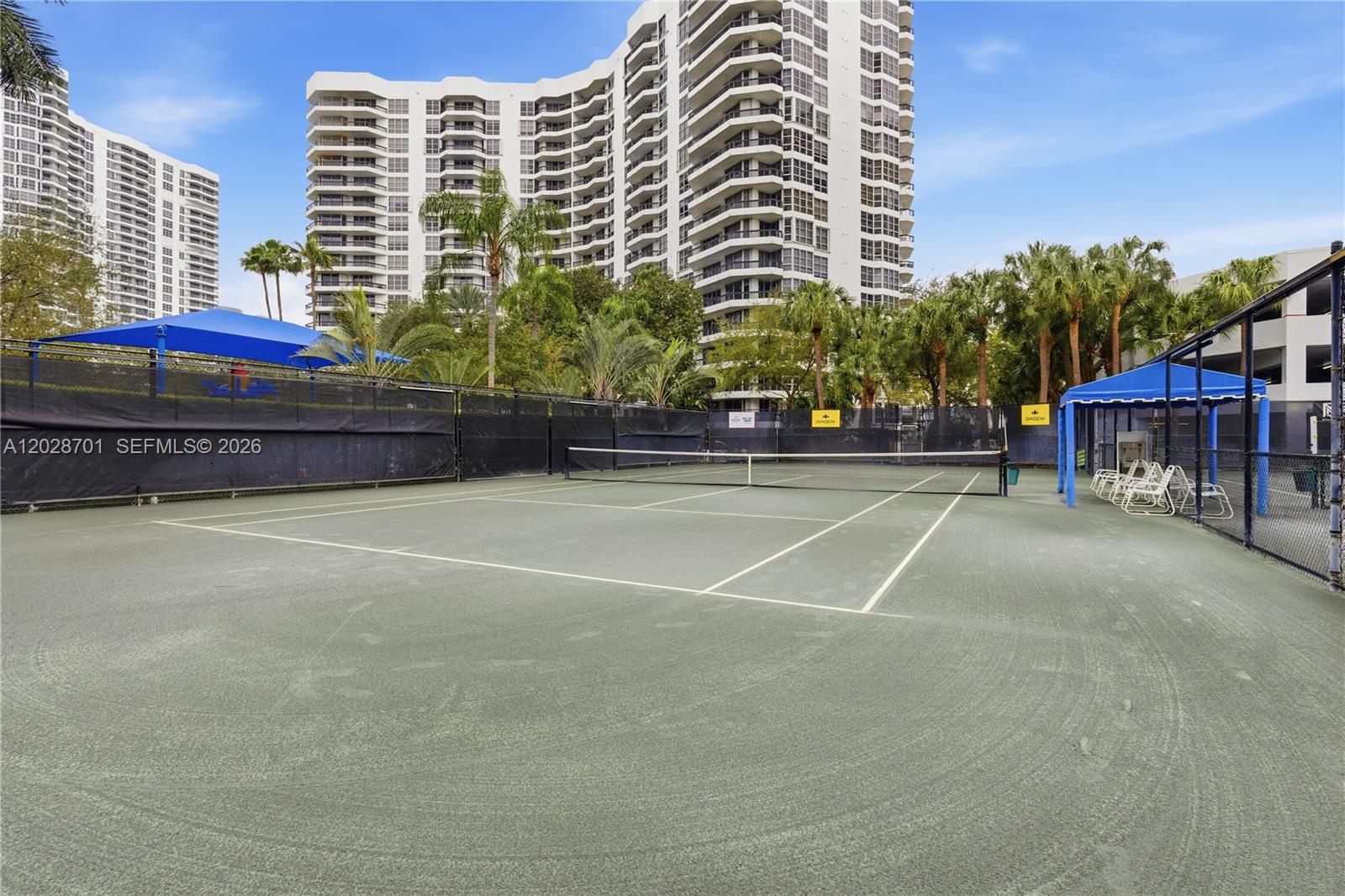 3500 Mystic Pointe Dr #104, Aventura FL 33180