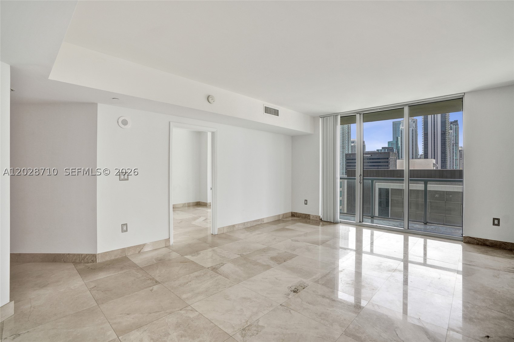 55 SE 6th St #1502, Miami FL 33131