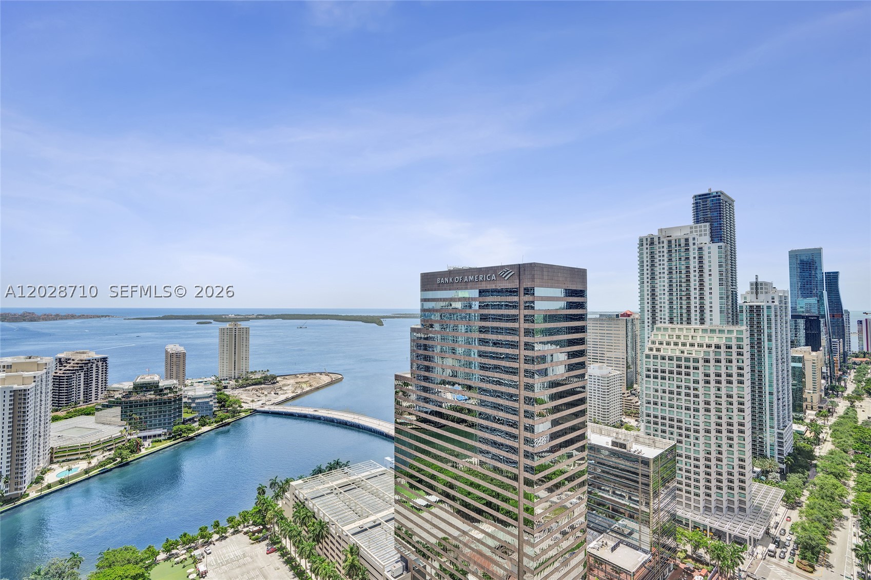 55 SE 6th St #1502, Miami FL 33131