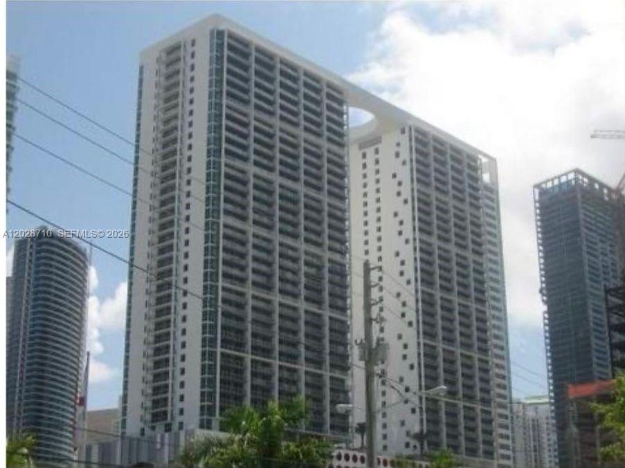 55 SE 6th St #1502, Miami FL 33131