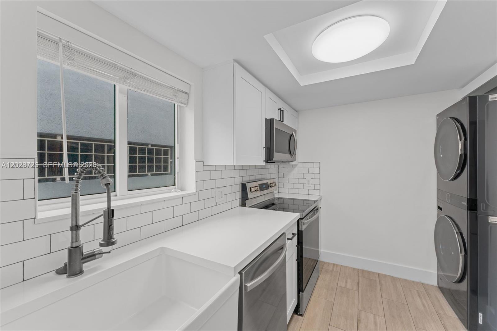 2415 NW 16th St Rd #306, Miami FL 33125