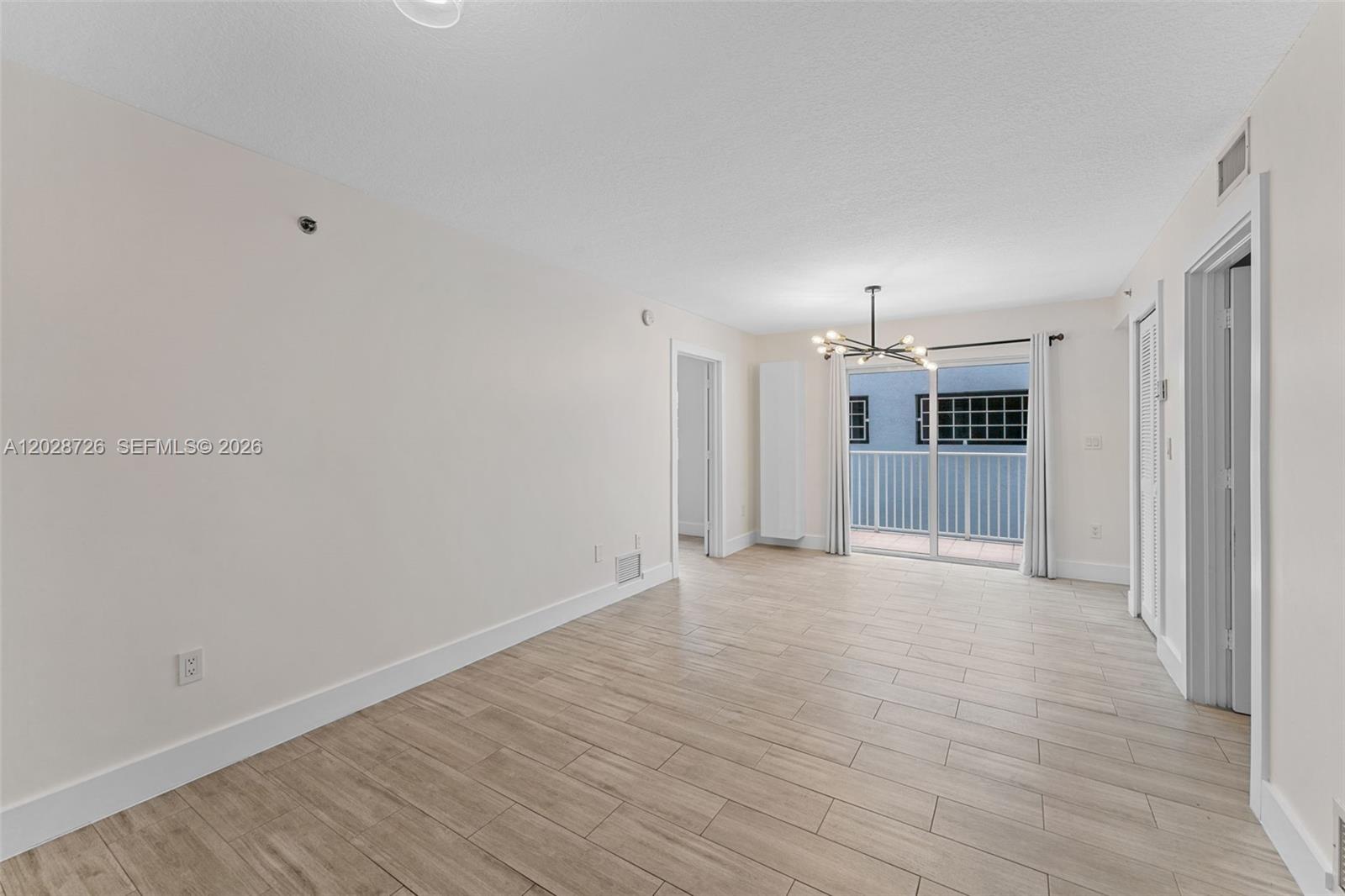 2415 NW 16th St Rd #306, Miami FL 33125