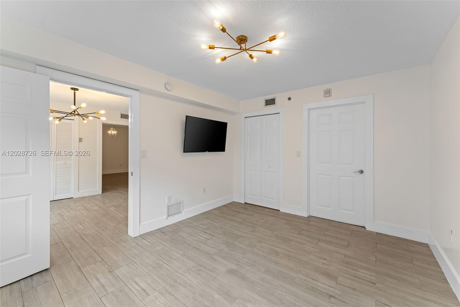 2415 NW 16th St Rd #306, Miami FL 33125