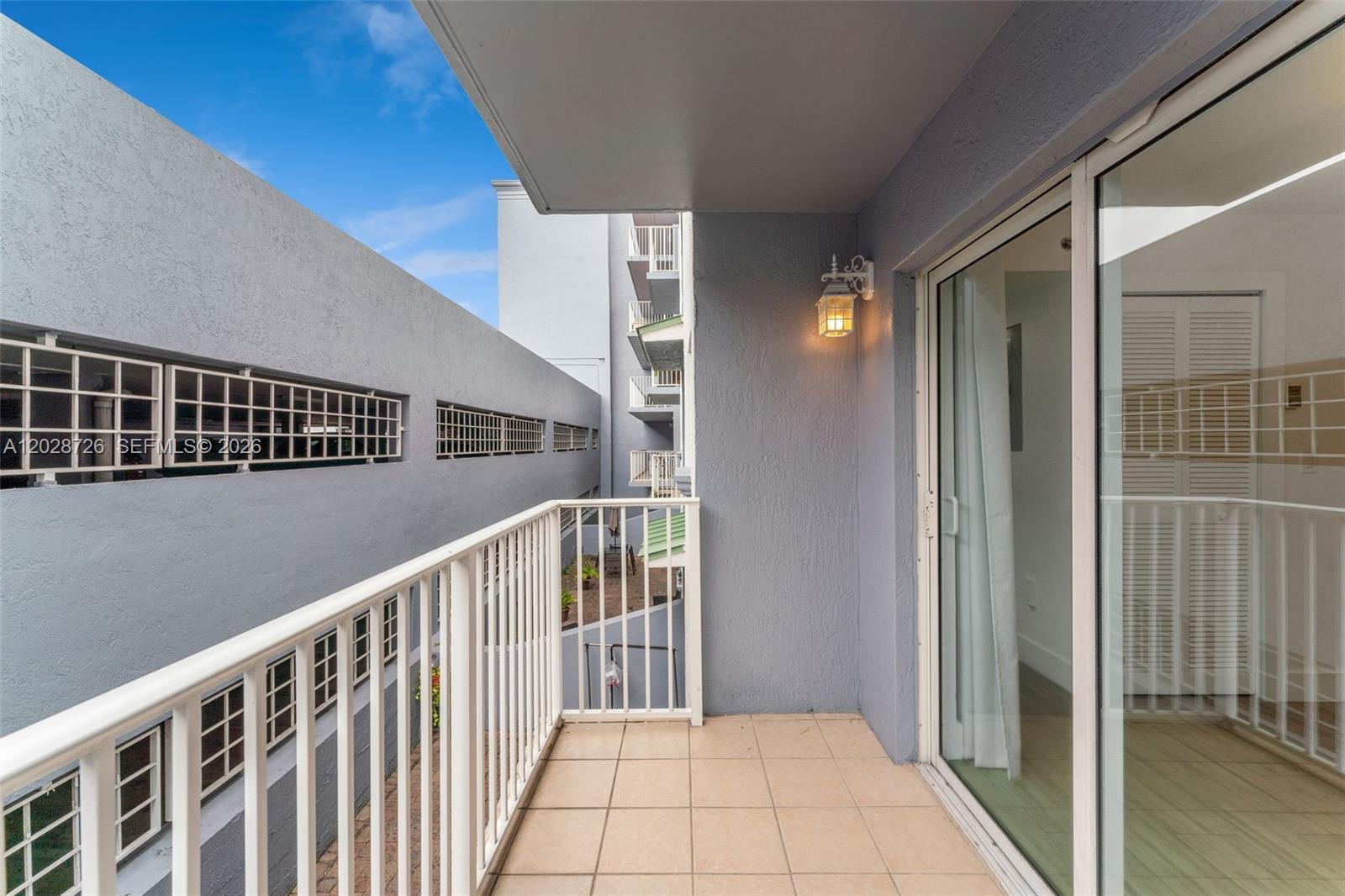 2415 NW 16th St Rd #306, Miami FL 33125
