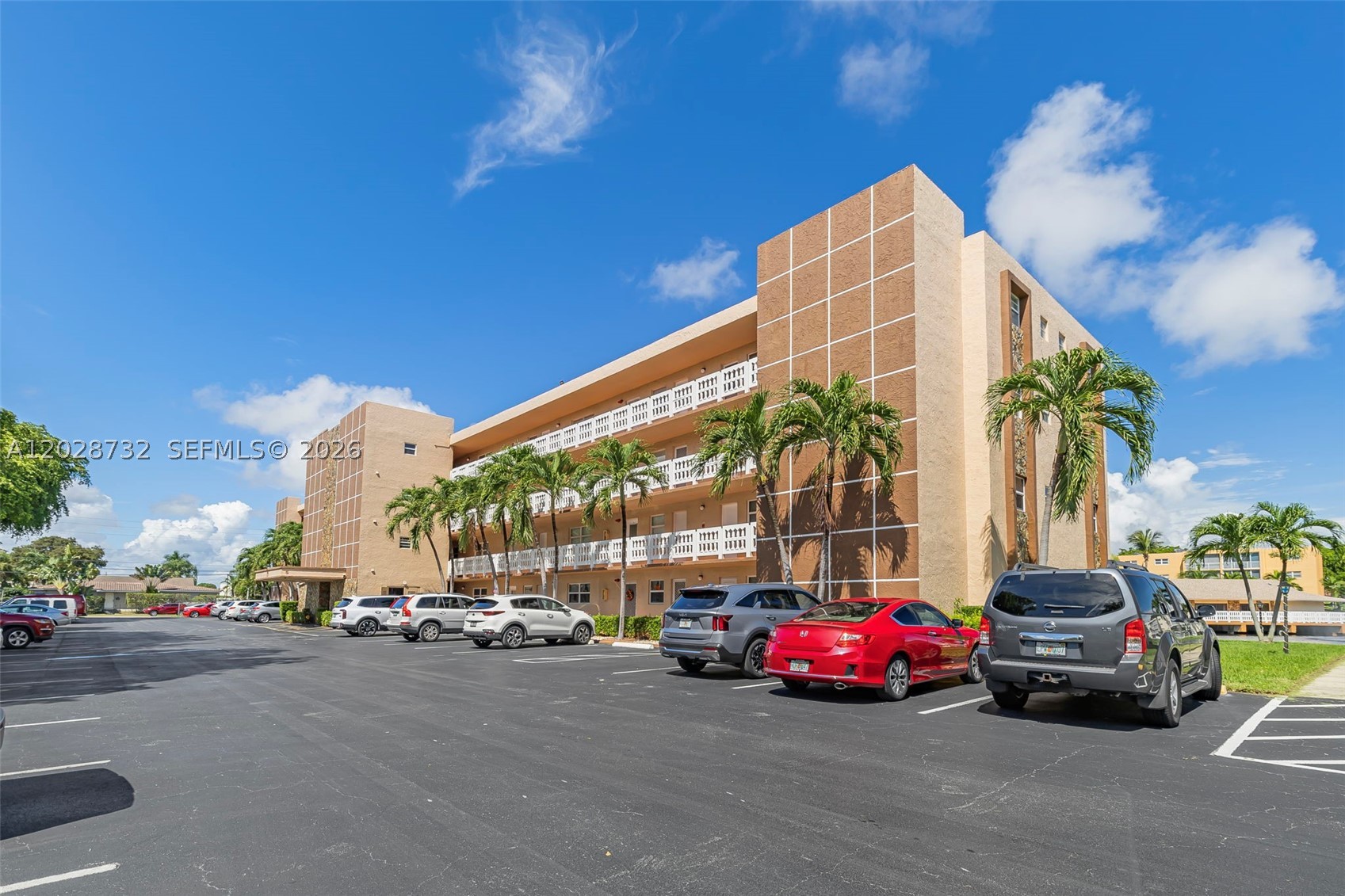 201 SE 11th Ter #102, Dania Beach FL 33004