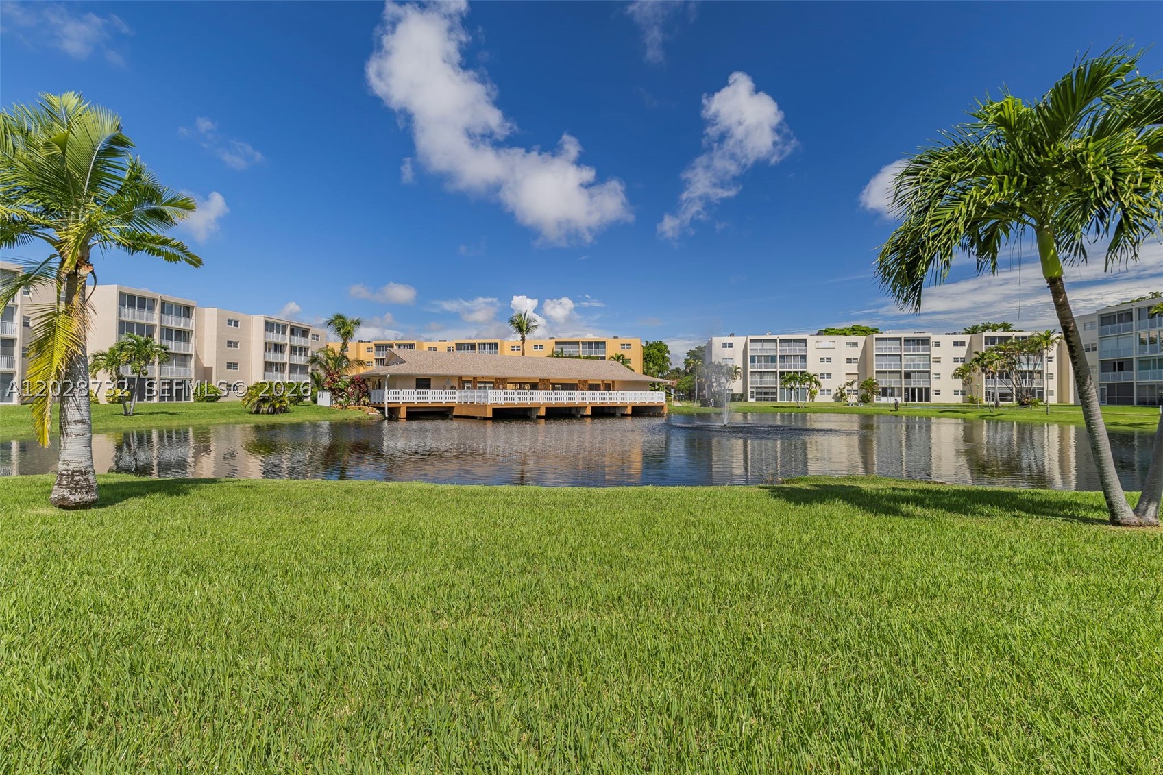 201 SE 11th Ter #102, Dania Beach FL 33004