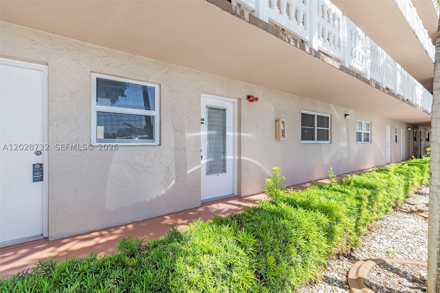 201 SE 11th Ter #102, Dania Beach FL 33004