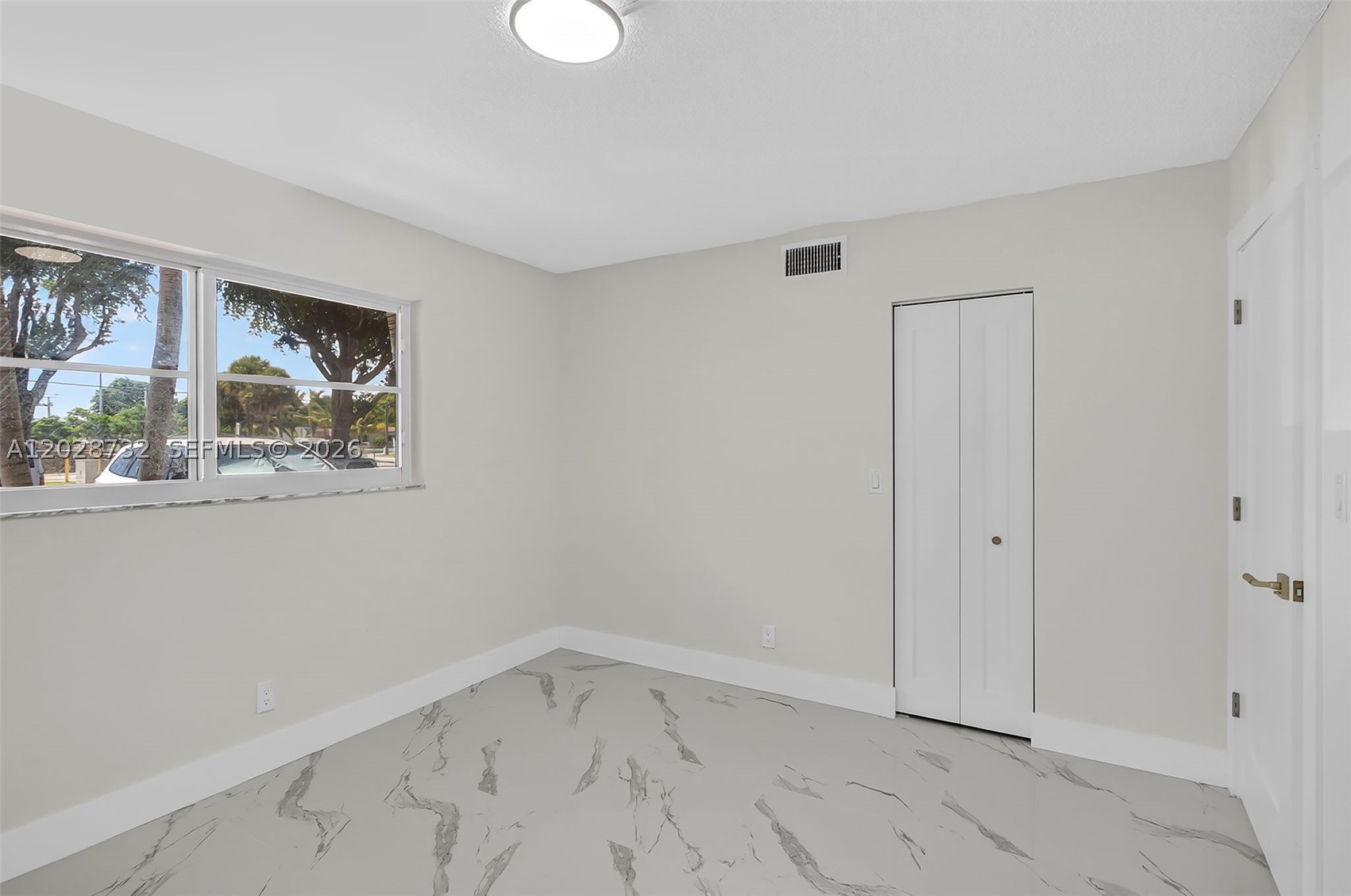 201 SE 11th Ter #102, Dania Beach FL 33004