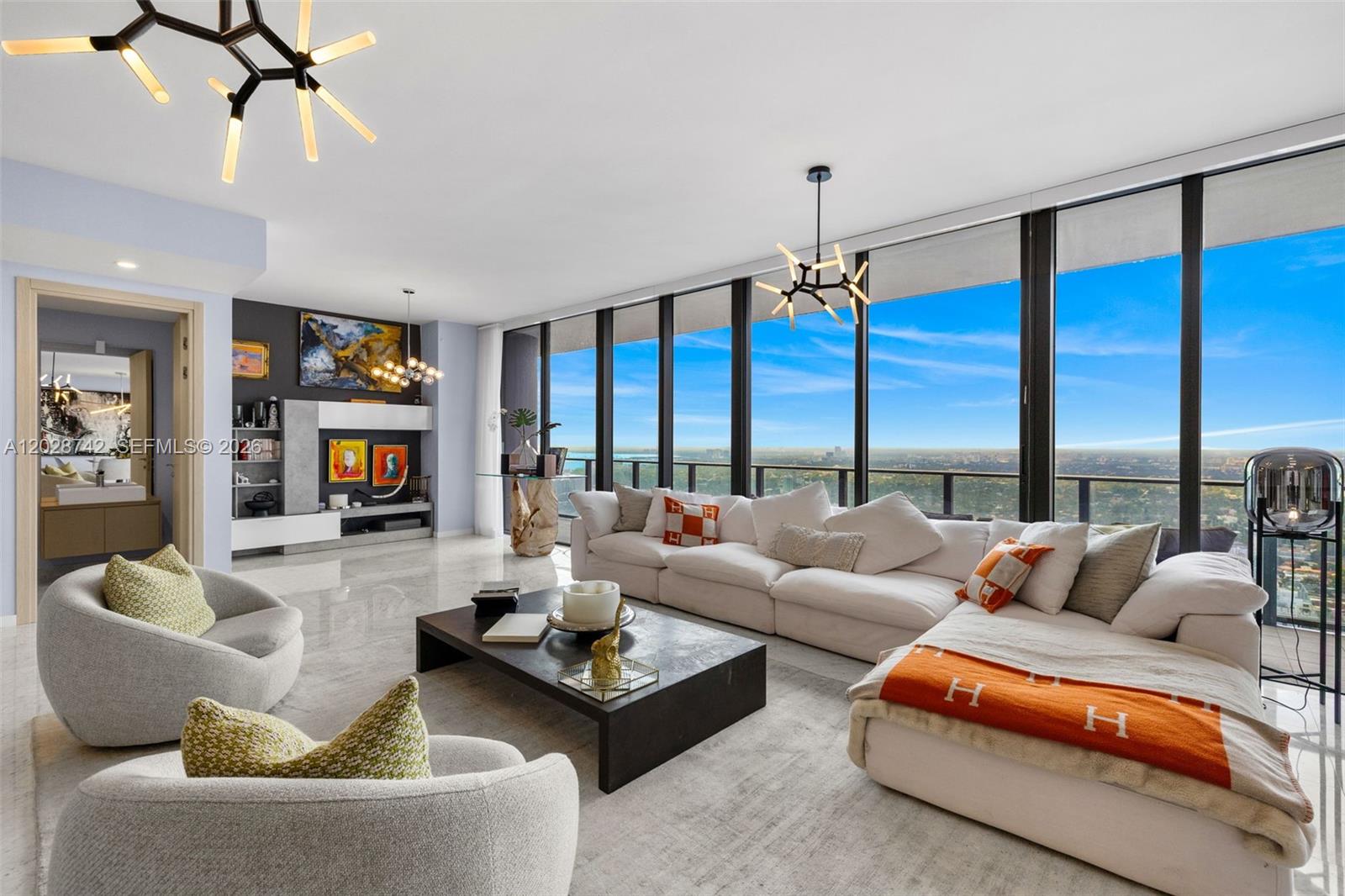 1000 Brickell Plz #PH5304, Miami FL 33131