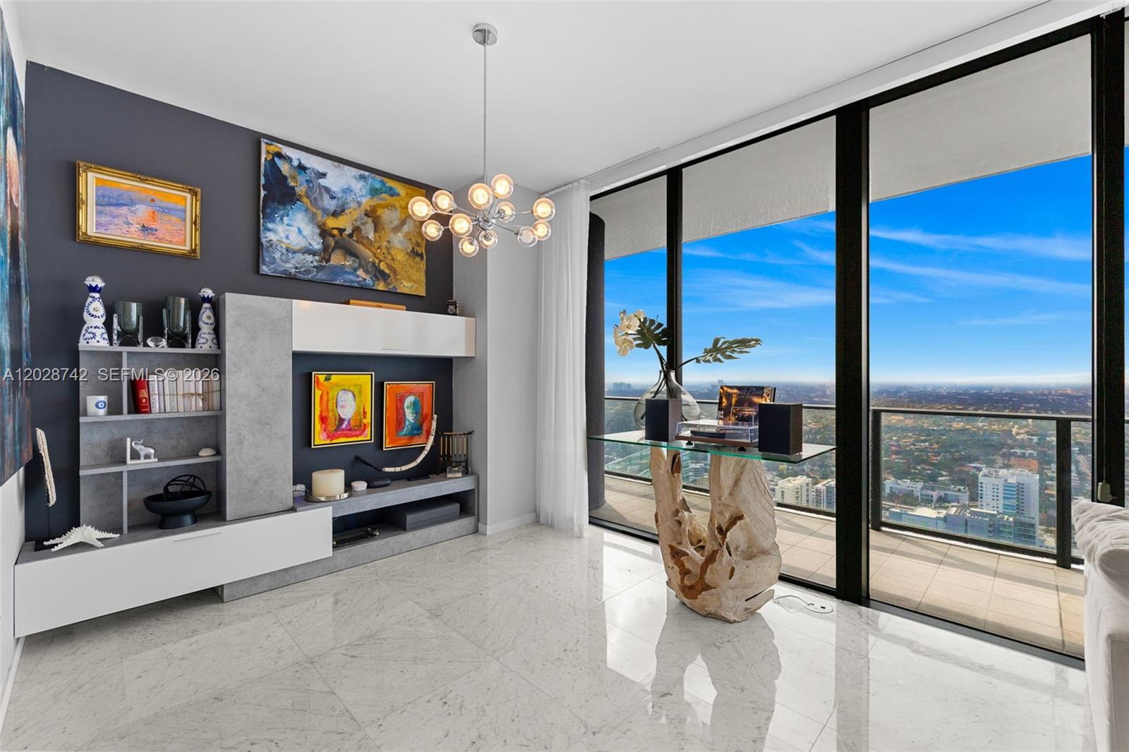 1000 Brickell Plz #PH5304, Miami FL 33131