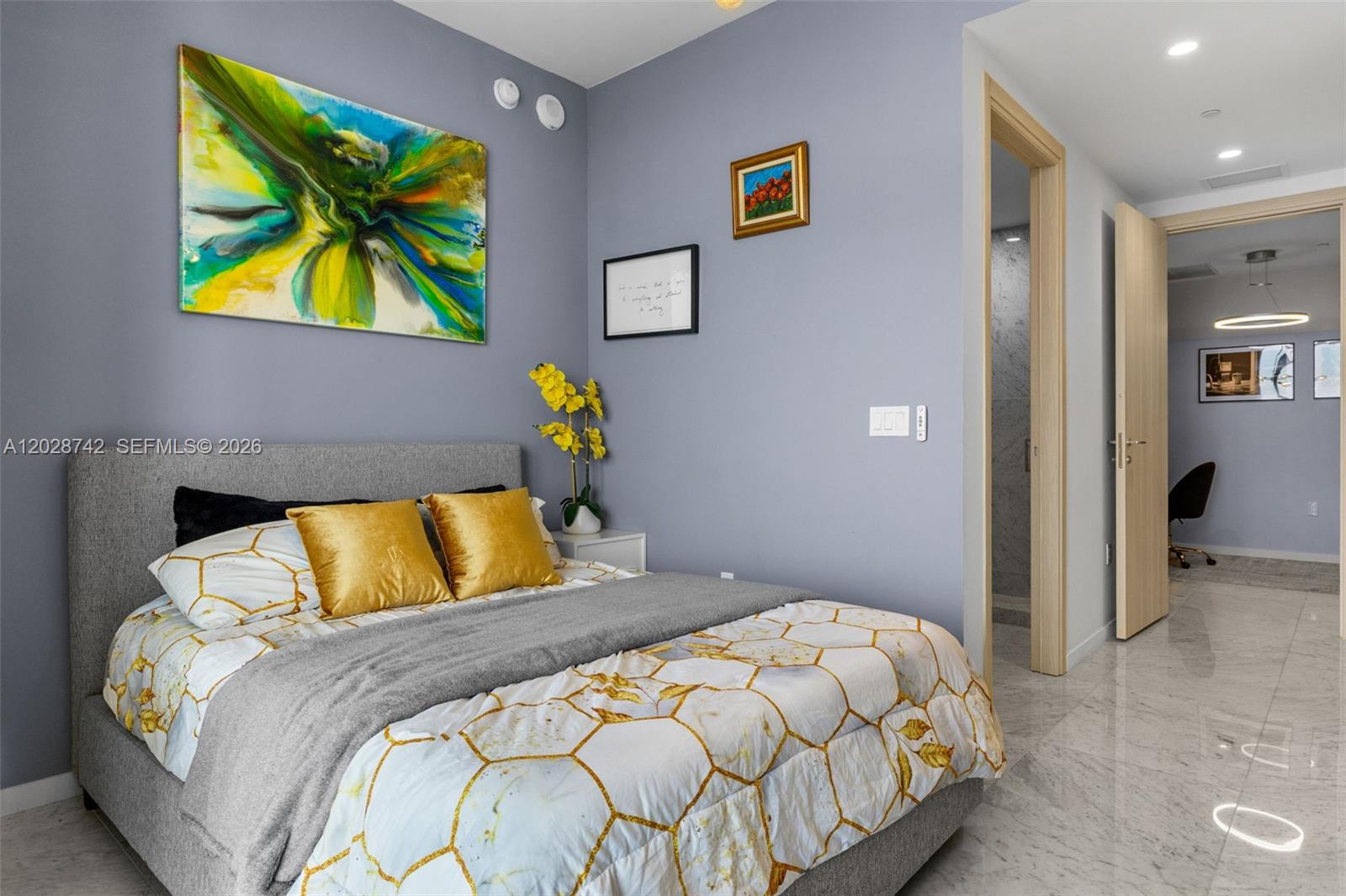 1000 Brickell Plz #PH5304, Miami FL 33131