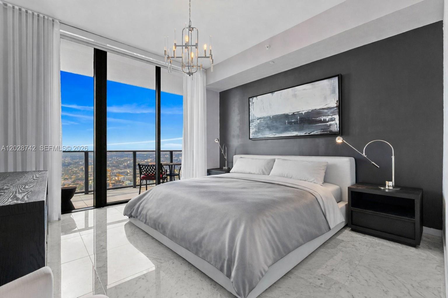 1000 Brickell Plz #PH5304, Miami FL 33131