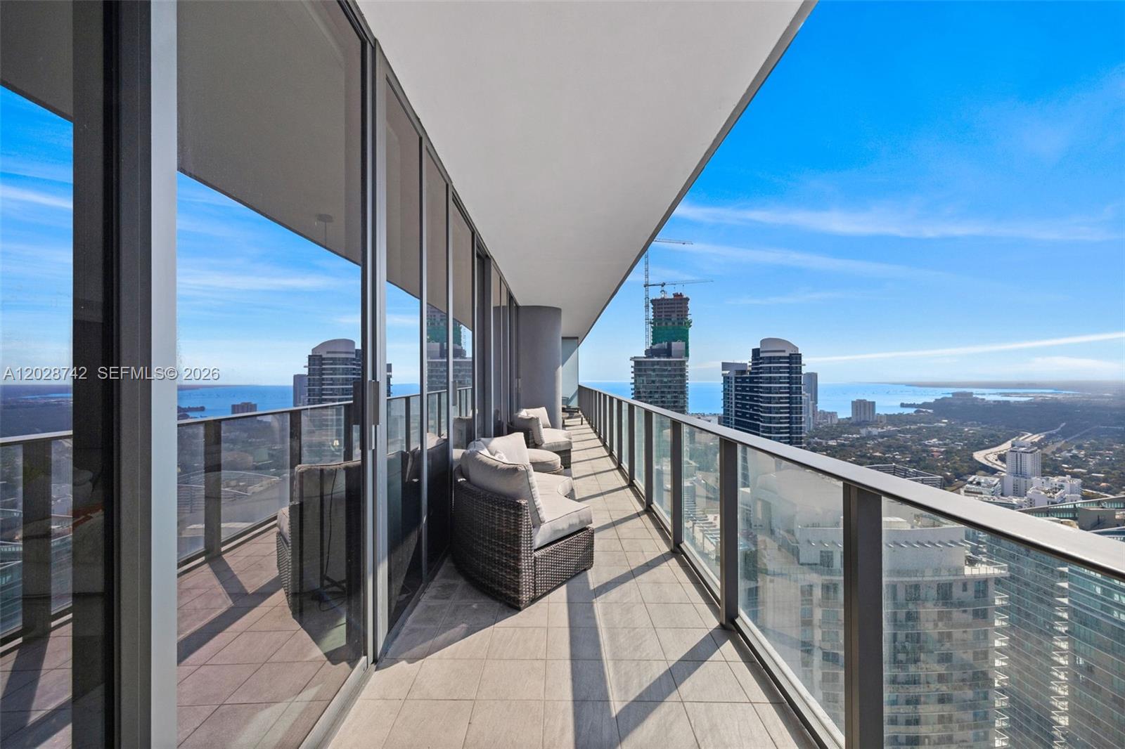 1000 Brickell Plz #PH5304, Miami FL 33131
