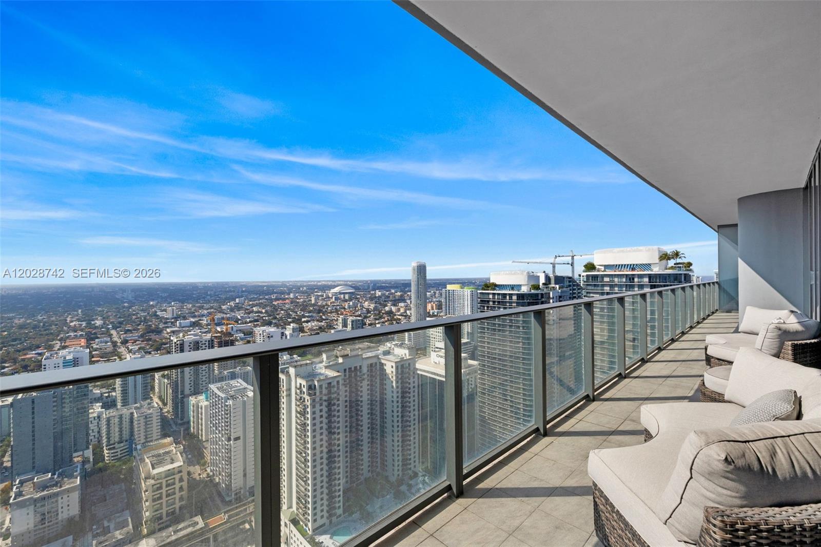 1000 Brickell Plz #PH5304, Miami FL 33131