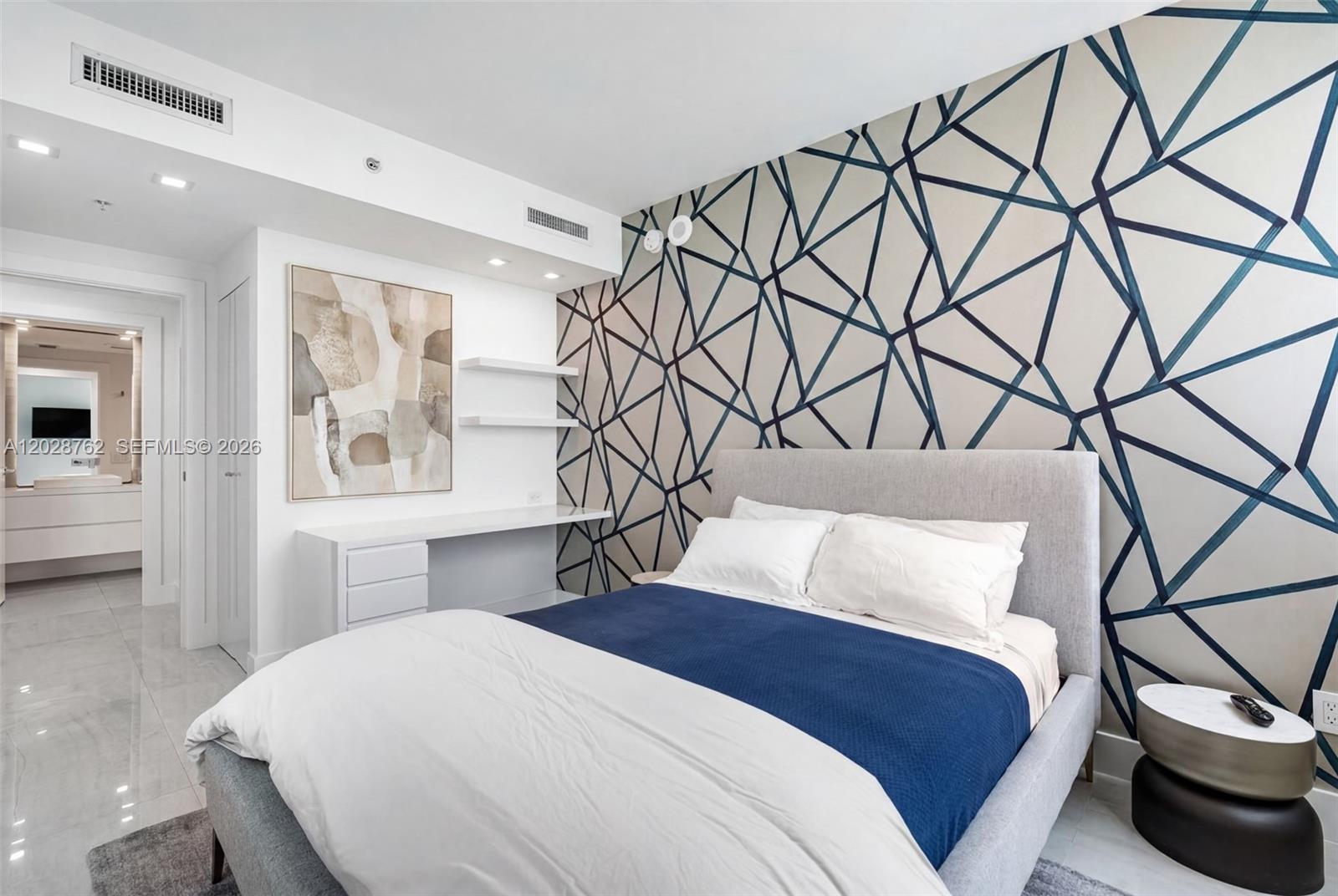 3801 Collins Ave #703, Miami Beach FL 33140