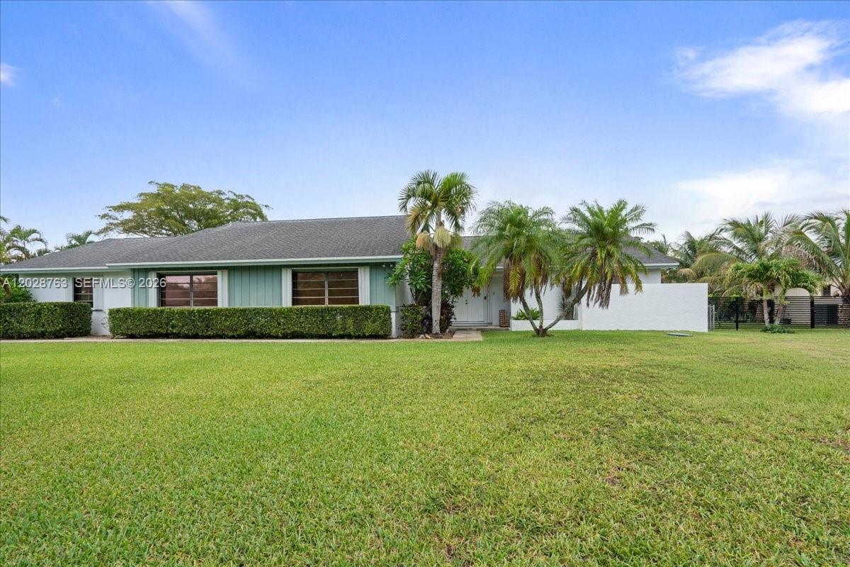 1571 NW 20th St, Homestead FL 33030