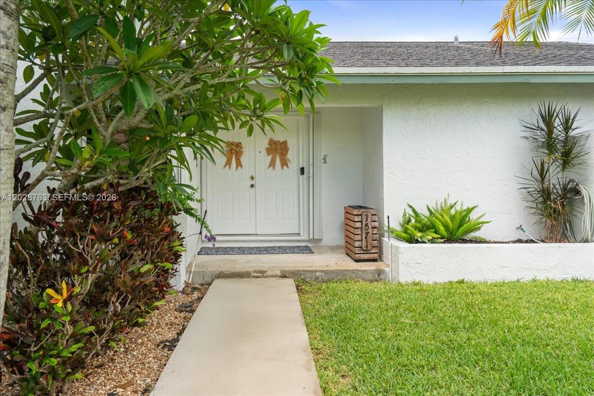 1571 NW 20th St, Homestead FL 33030