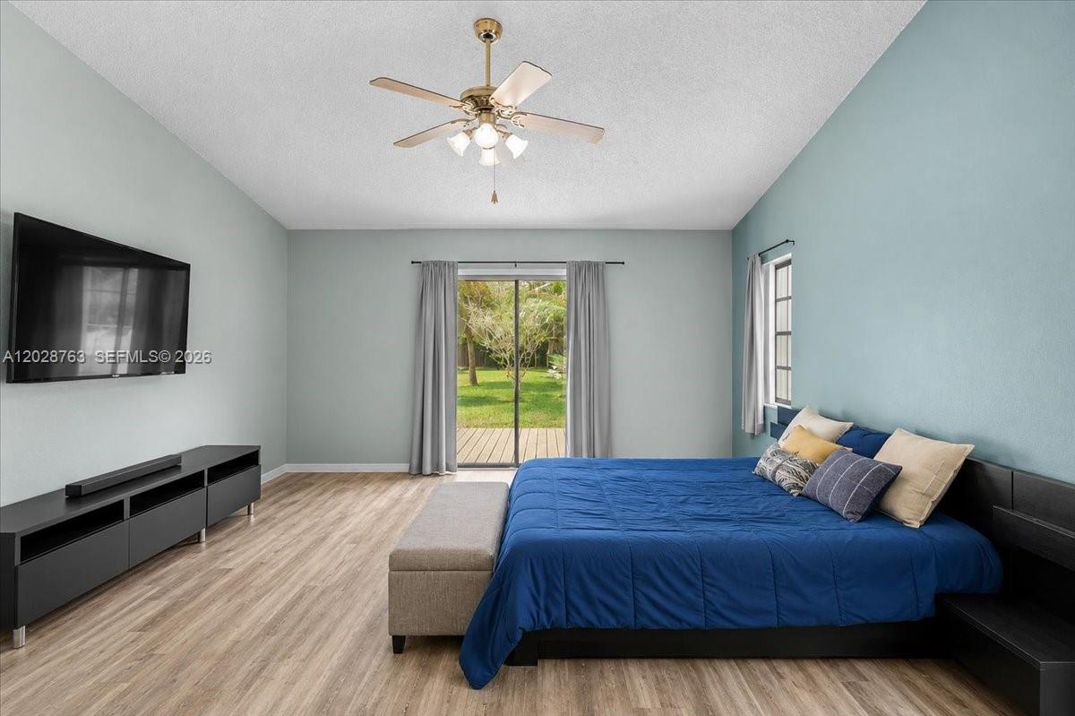 1571 NW 20th St, Homestead FL 33030