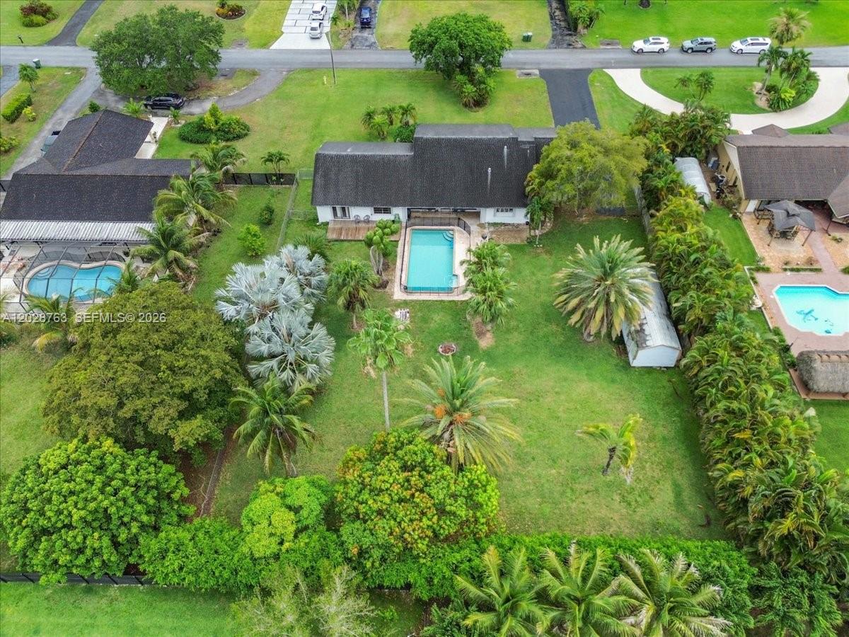 1571 NW 20th St, Homestead FL 33030