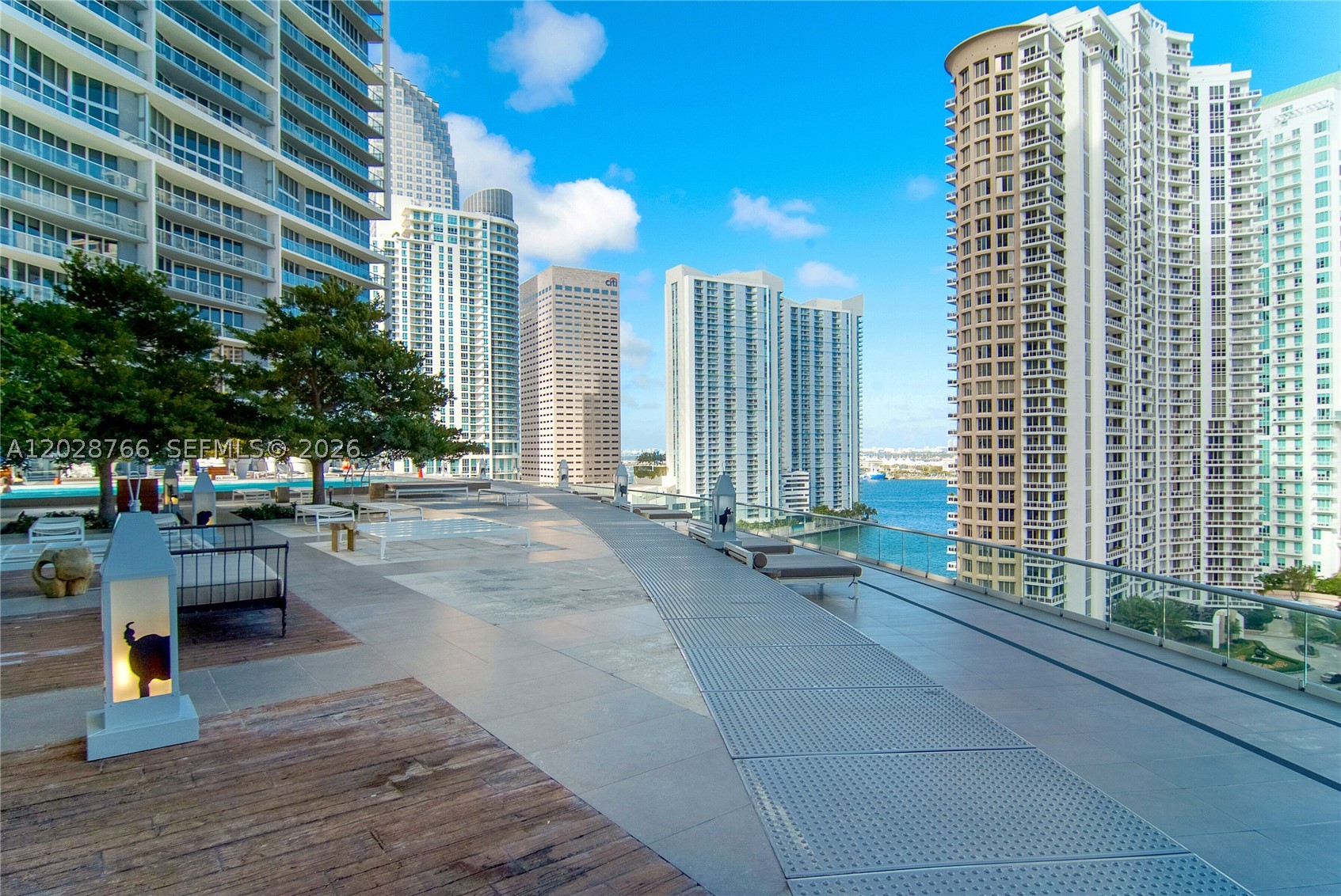 475 Brickell Ave #4213, Miami FL 33131