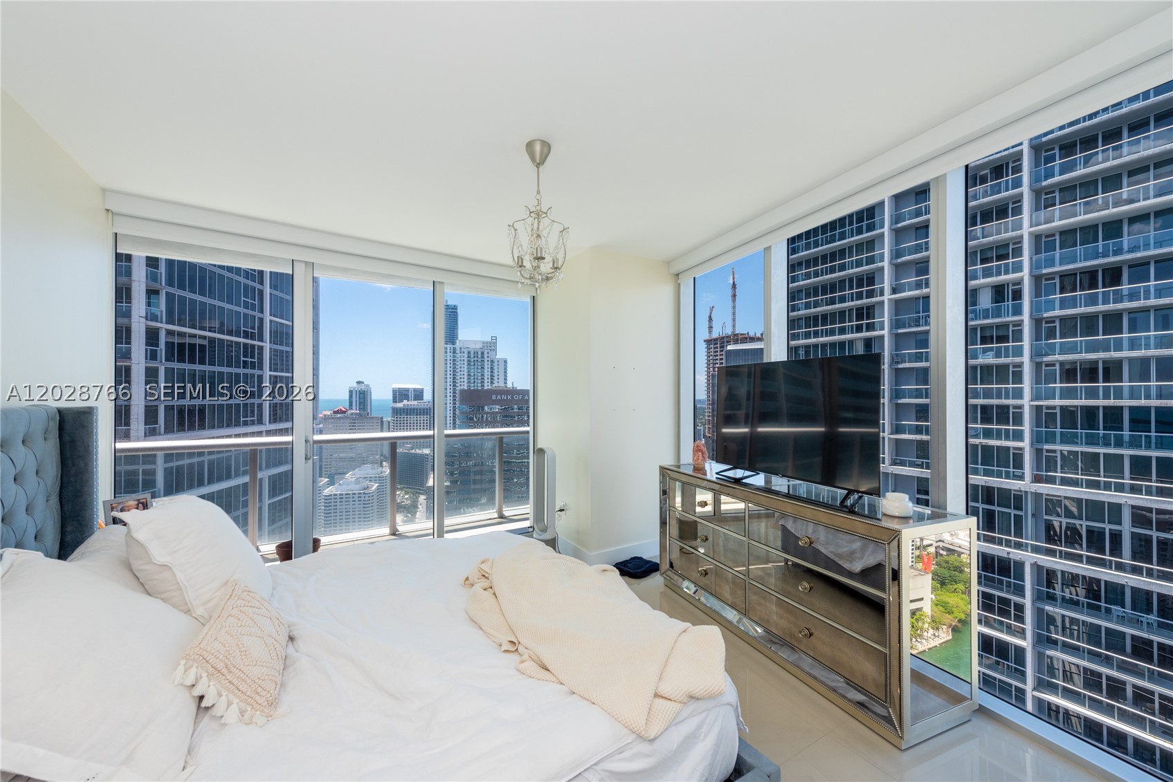 475 Brickell Ave #4213, Miami FL 33131