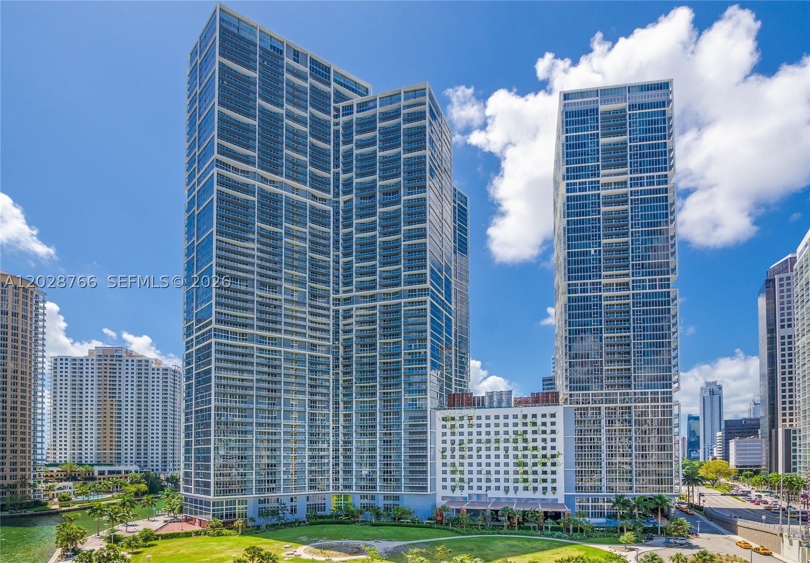 475 Brickell Ave #4213, Miami FL 33131