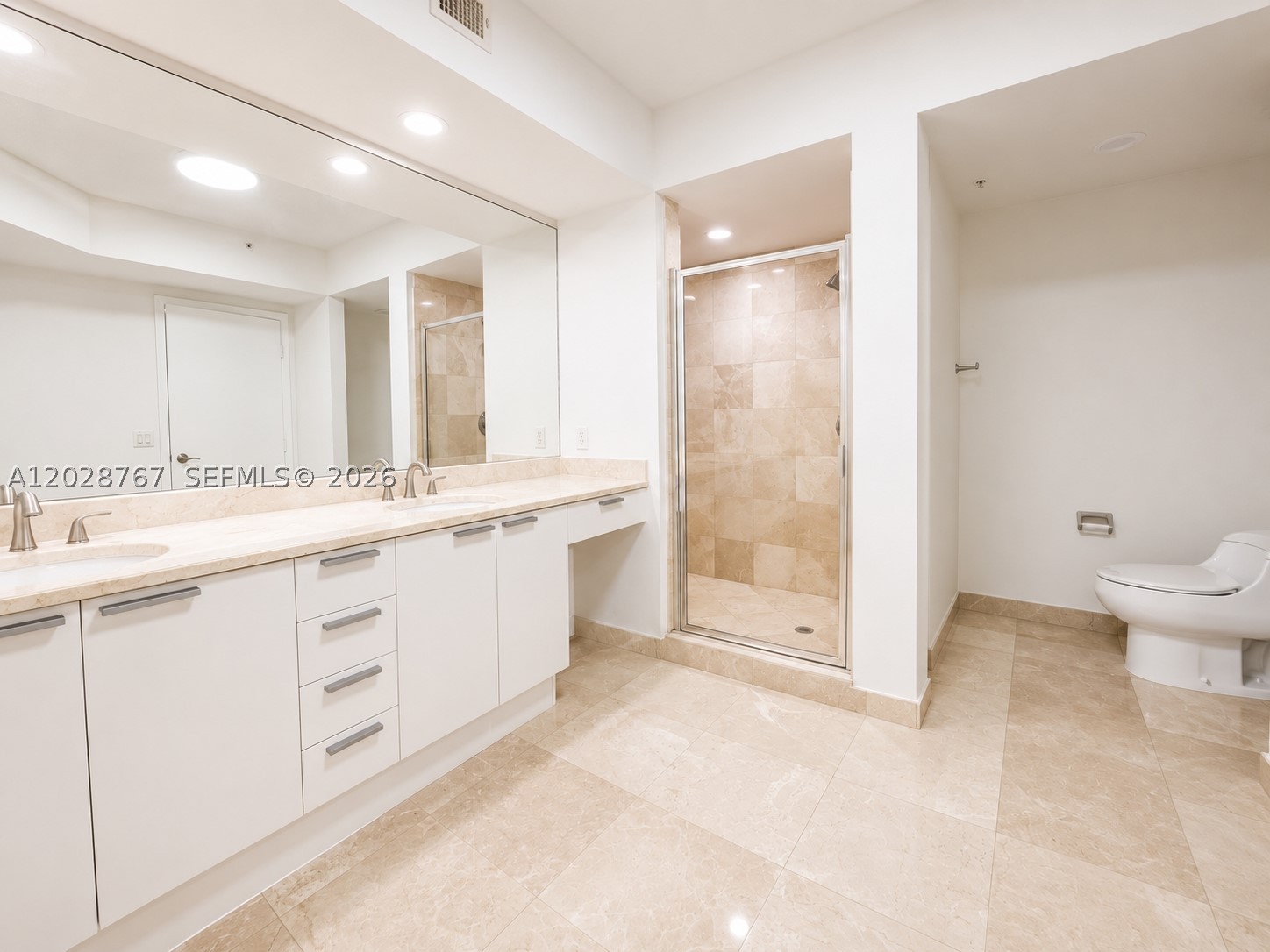 14951 Royal Oaks Ln #2002, North Miami FL 33181