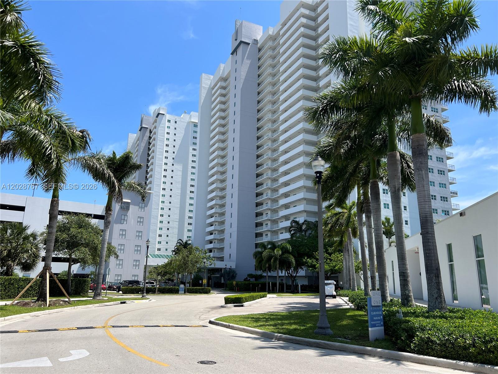 14951 Royal Oaks Ln #2002, North Miami FL 33181