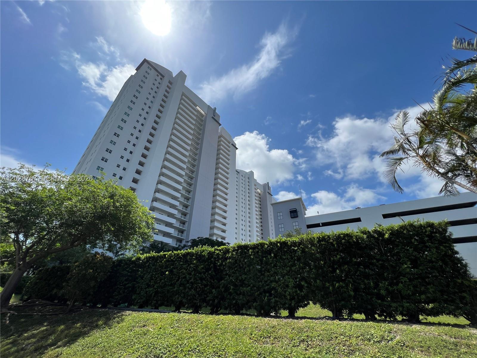 14951 Royal Oaks Ln #2002, North Miami FL 33181