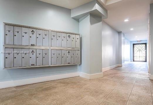 8101 Crespi Blvd #304, Miami Beach FL 33141