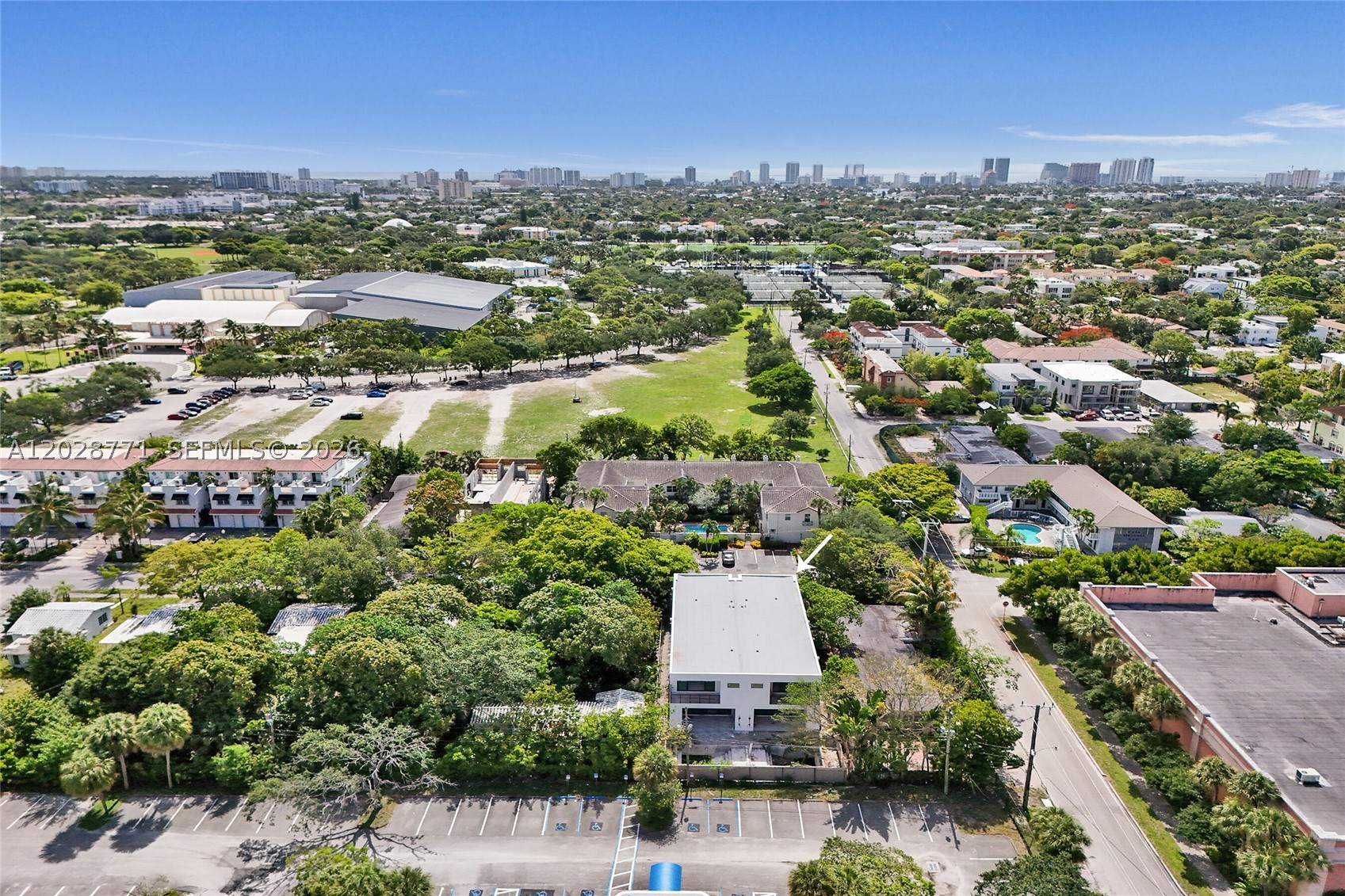 707 NE 7th Ave, Fort Lauderdale FL 33304