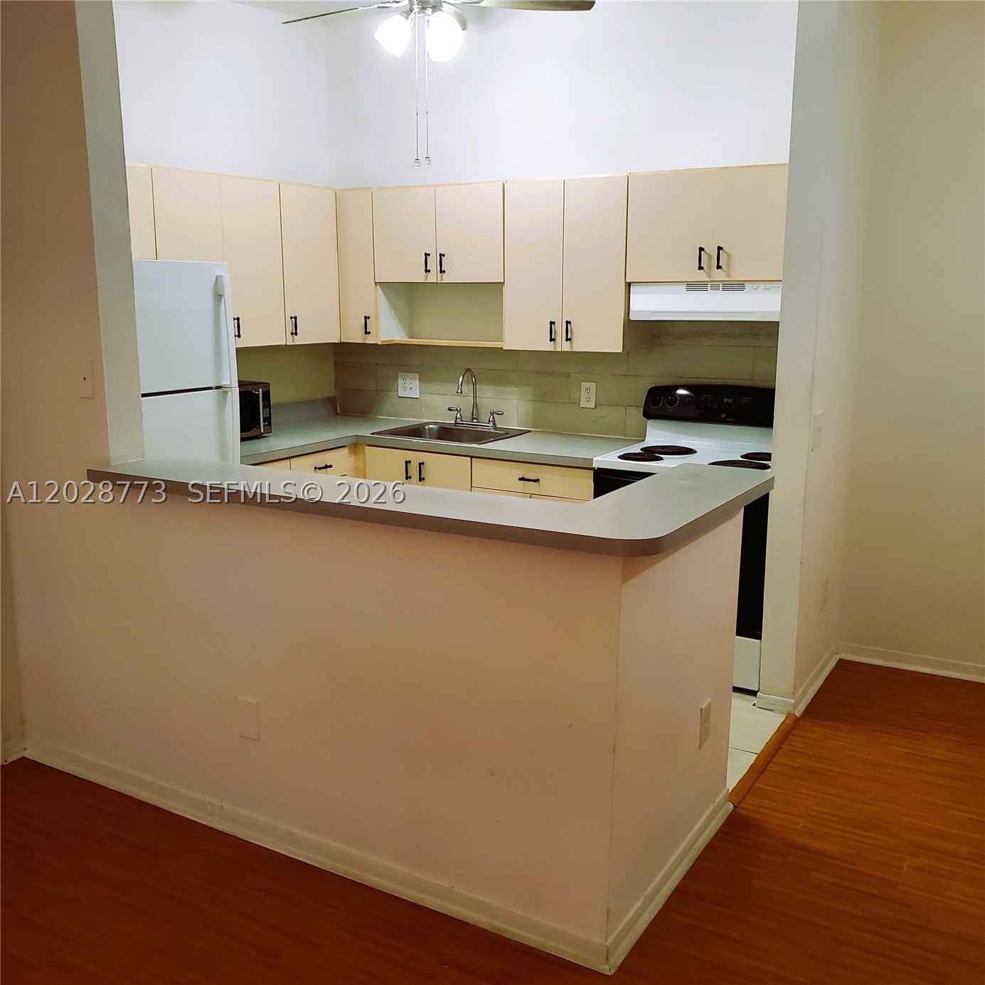 9729 Hammocks Blvd #206E, Miami FL 33196