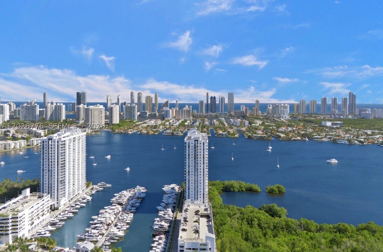 17111 Biscayne Blvd #208, North Miami Beach FL 33160