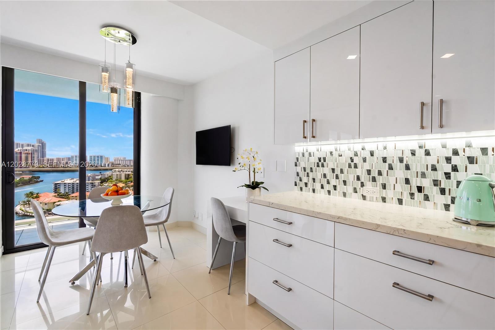 2800 Island Blvd #1605, Aventura FL 33160