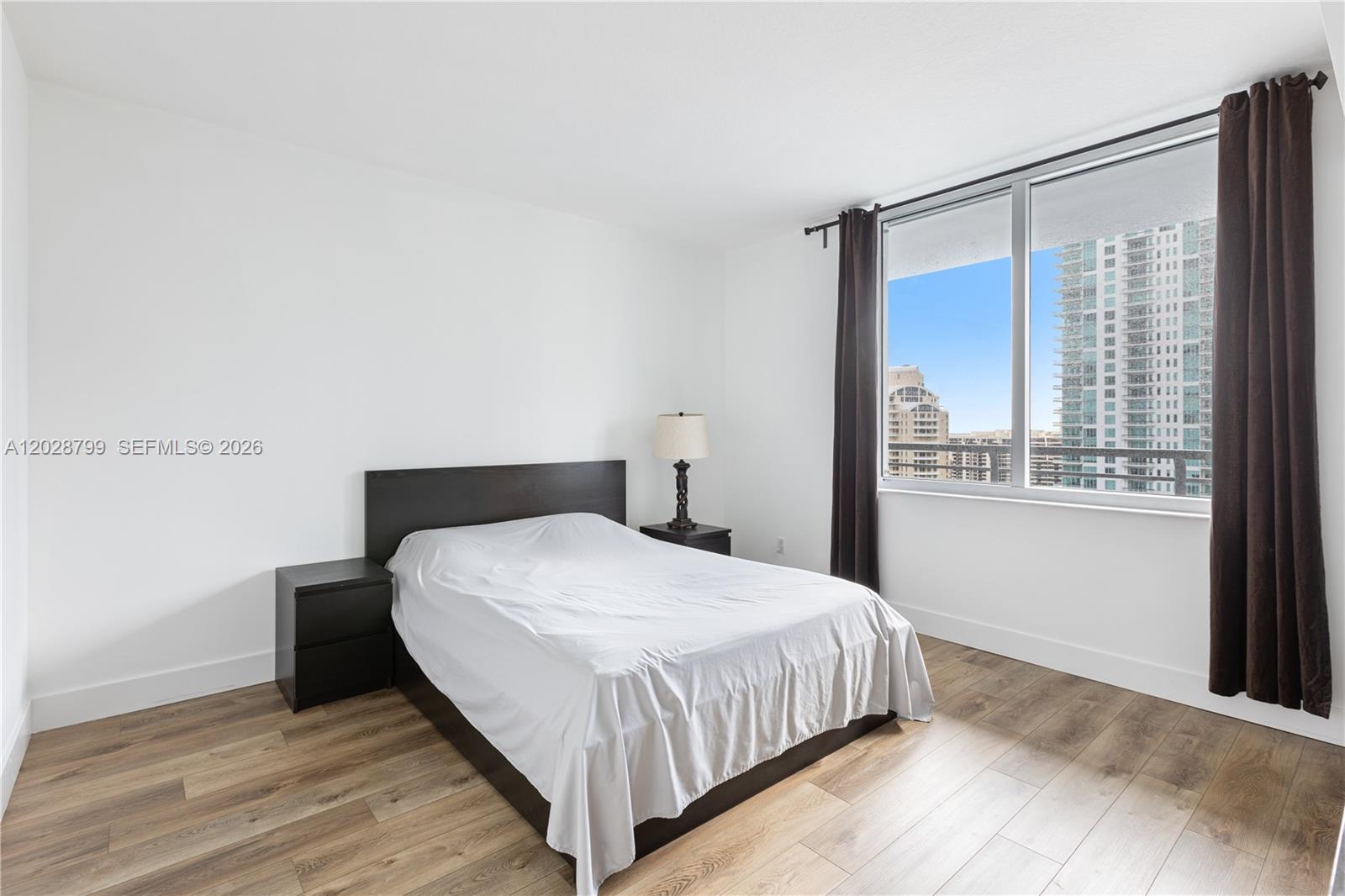 325 S Biscayne Blvd #2517, Miami FL 33131
