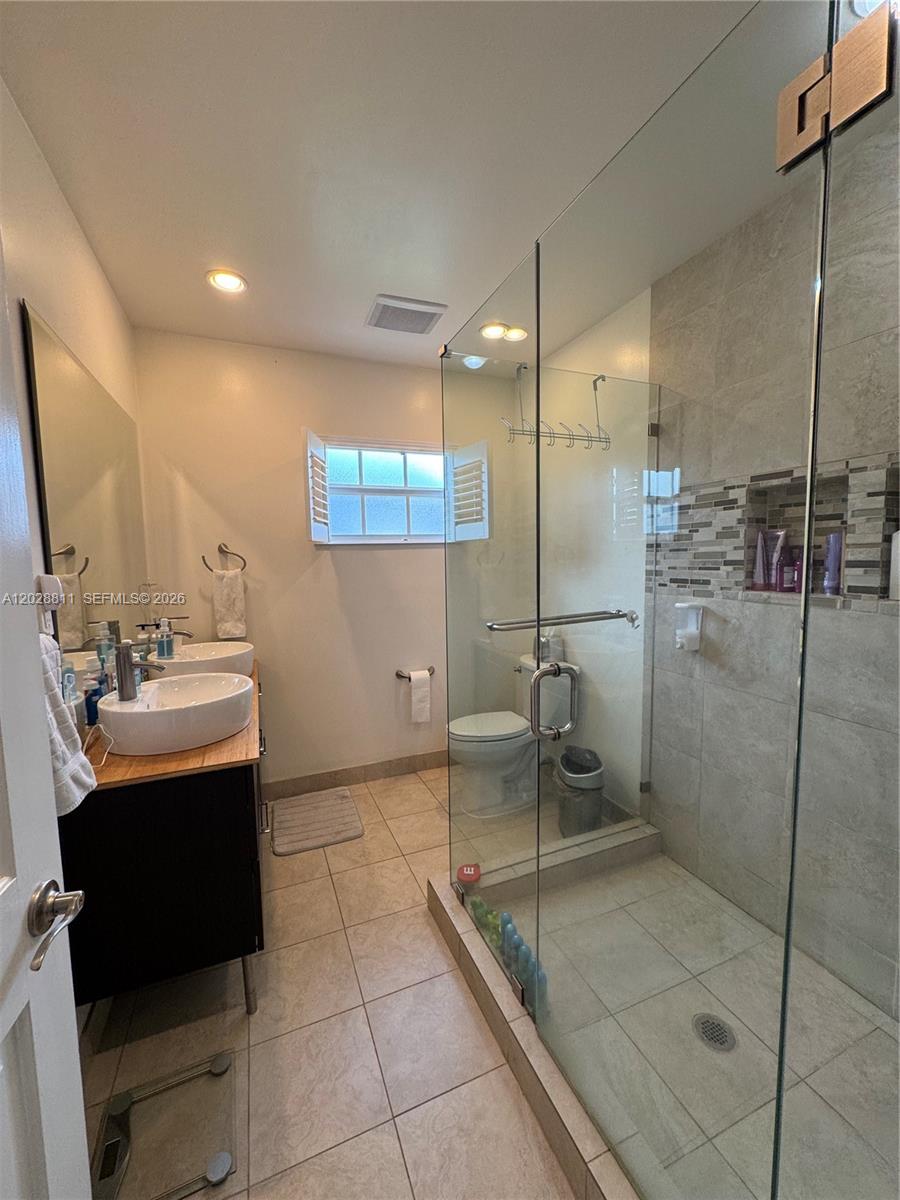 1030 NE 107th St #1030, Miami Shores FL 33161