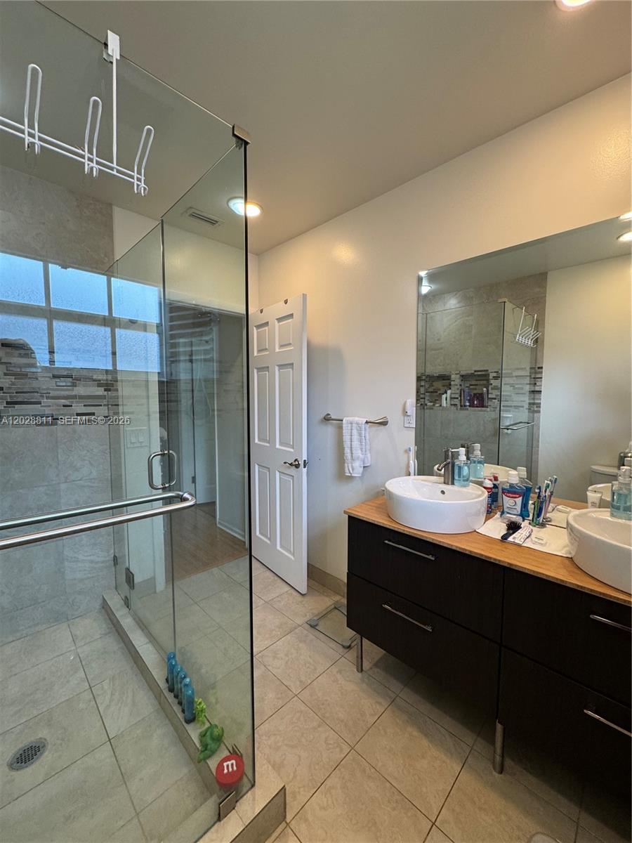 1030 NE 107th St #1030, Miami Shores FL 33161