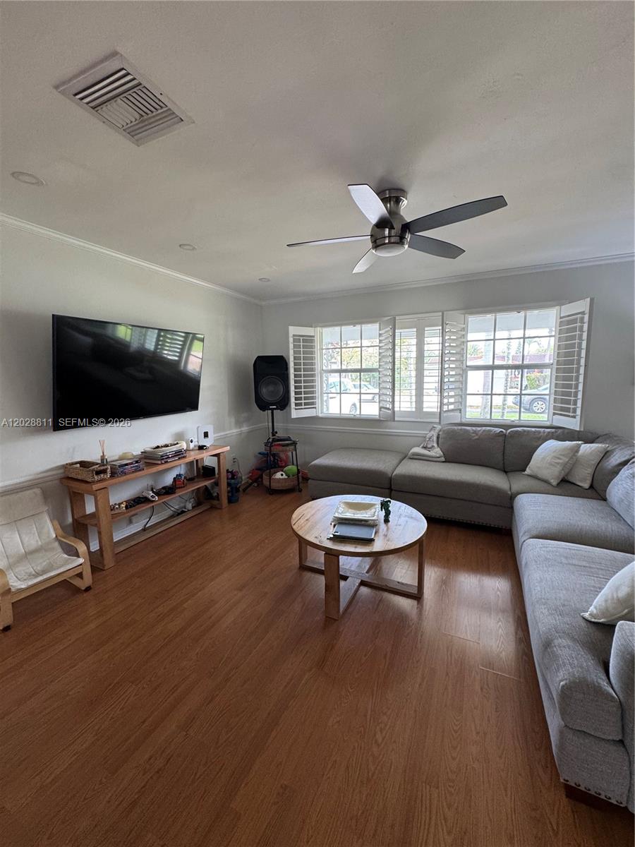 1030 NE 107th St #1030, Miami Shores FL 33161