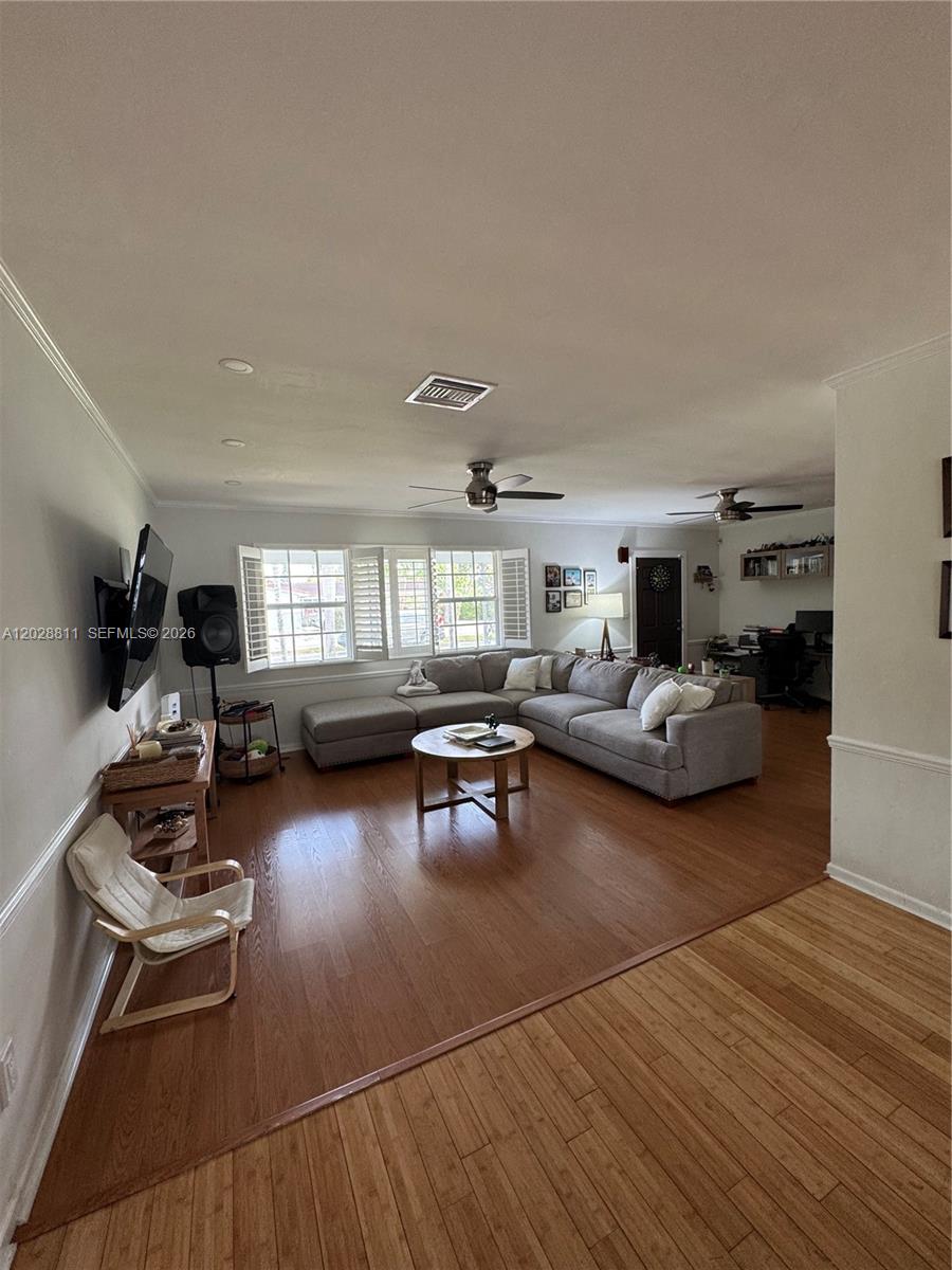 1030 NE 107th St #1030, Miami Shores FL 33161