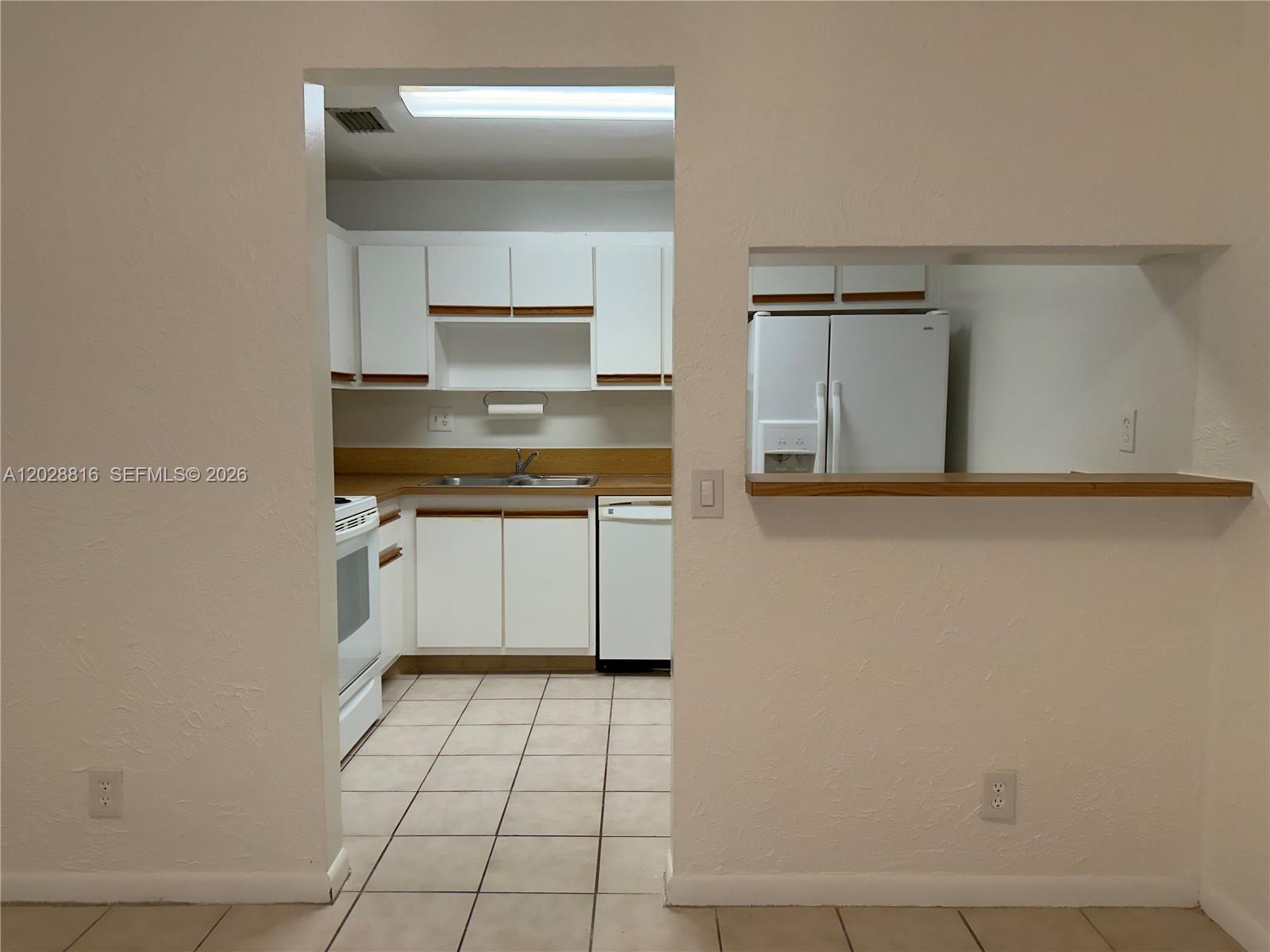 10441 Mahogany Key Cir #106, Miami FL 33196